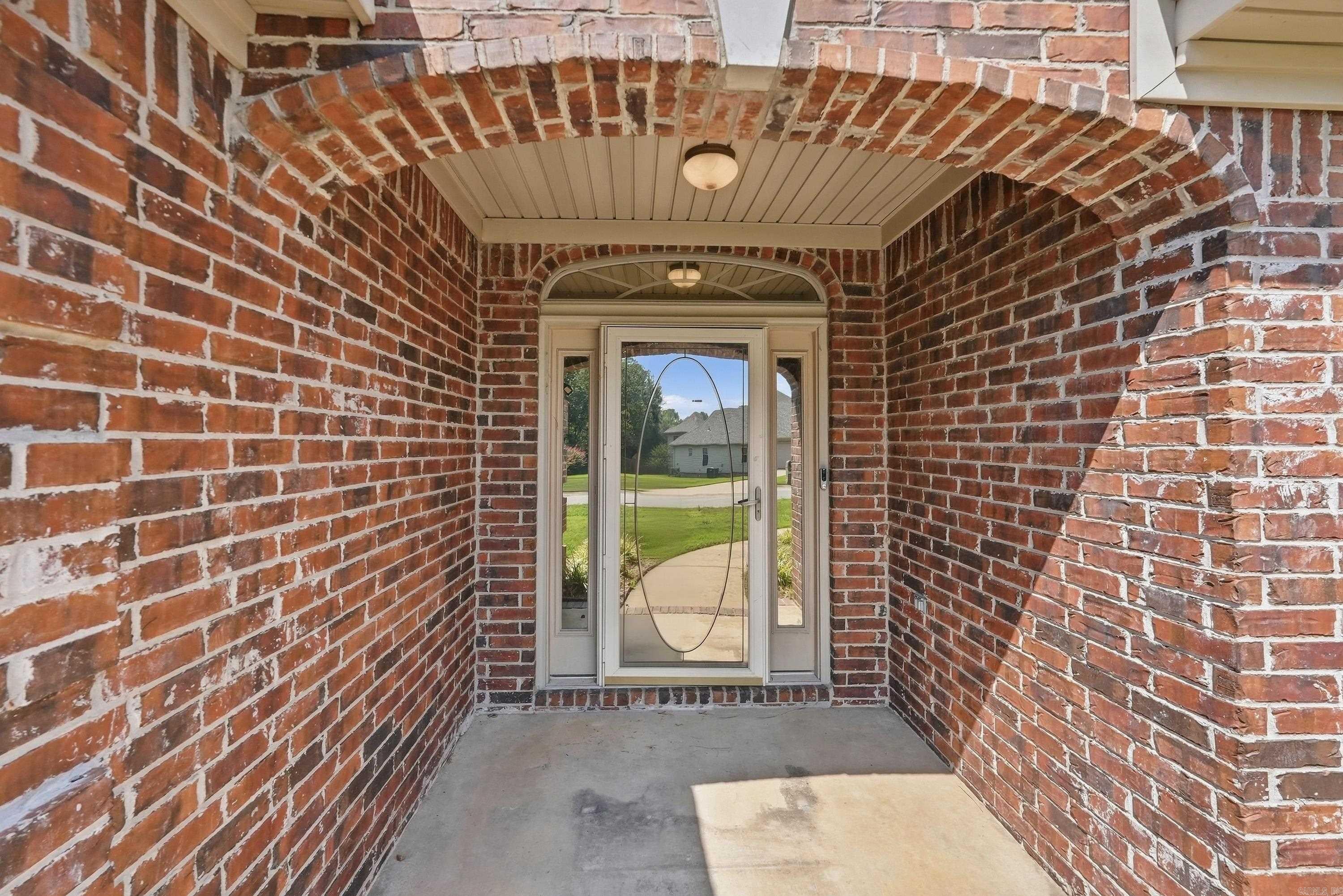 Home in Little Rock, AR 72210 — photo 3