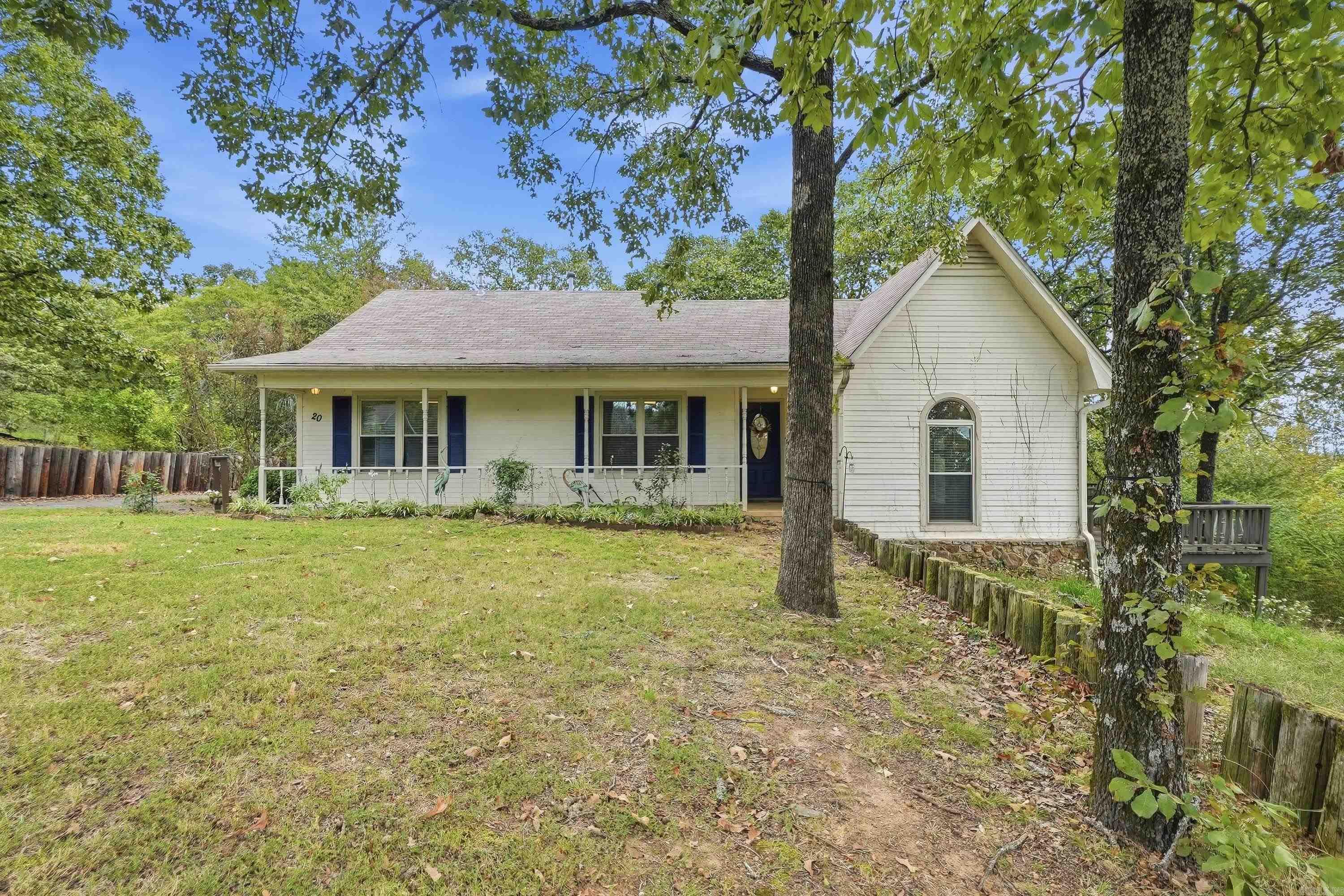 20 Fox Trot Drive — photo
