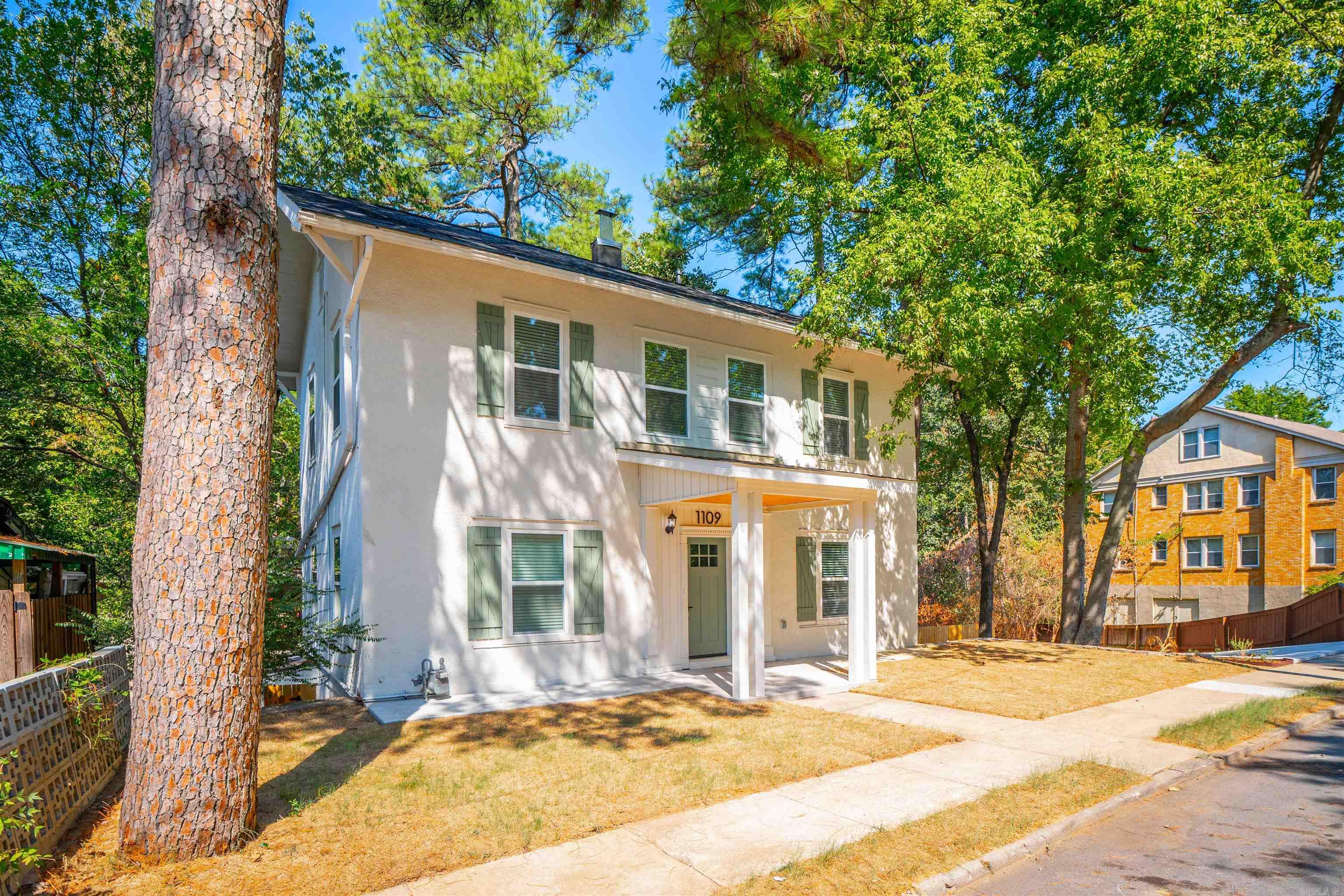 1109 Kavanaugh Boulevard — photo