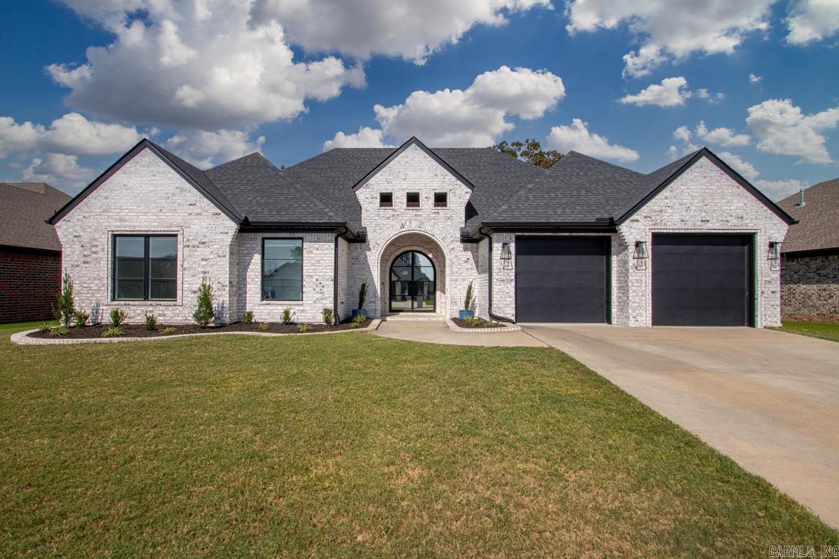 1609 Creekview — photo