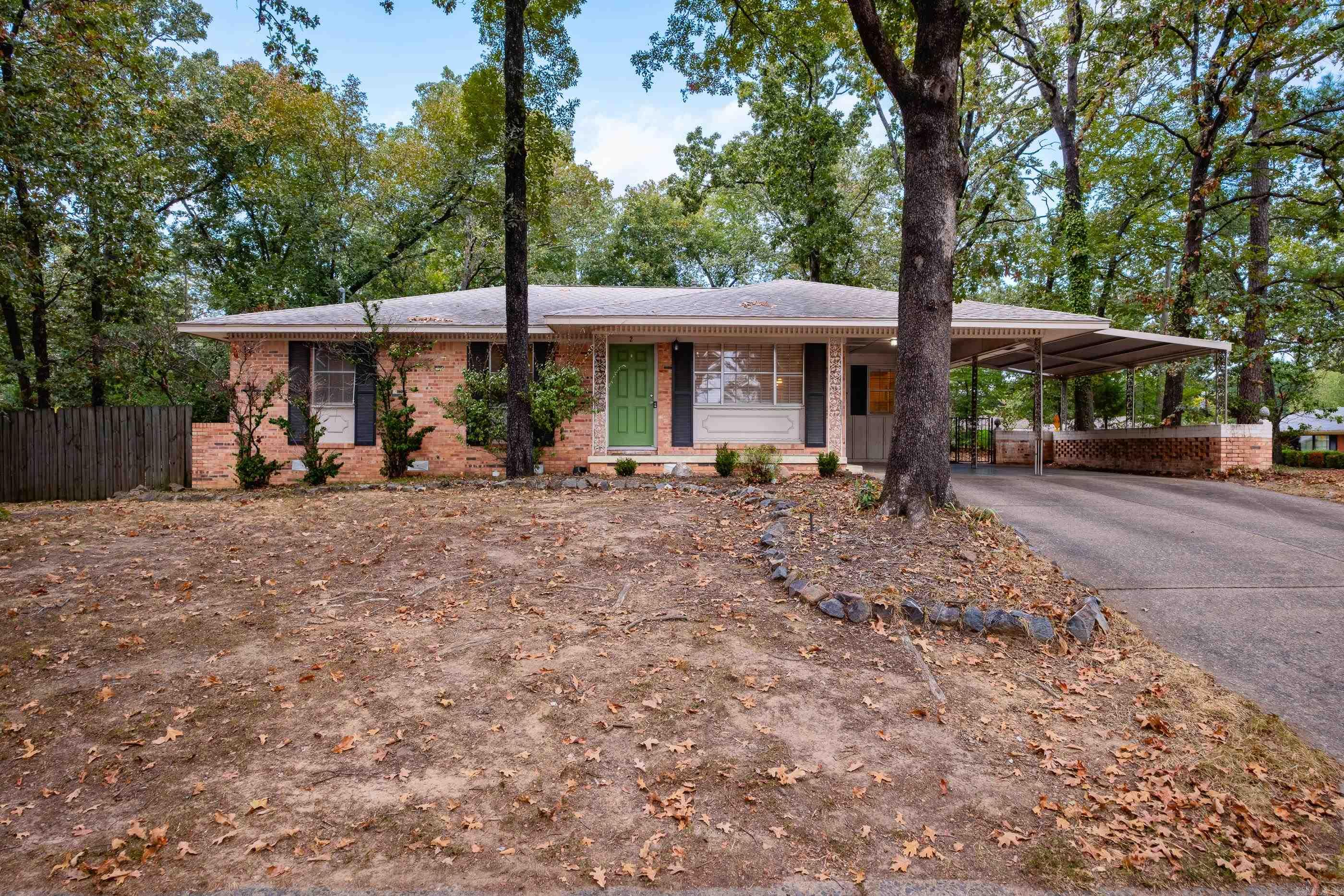 2 Lawrence Drive — photo