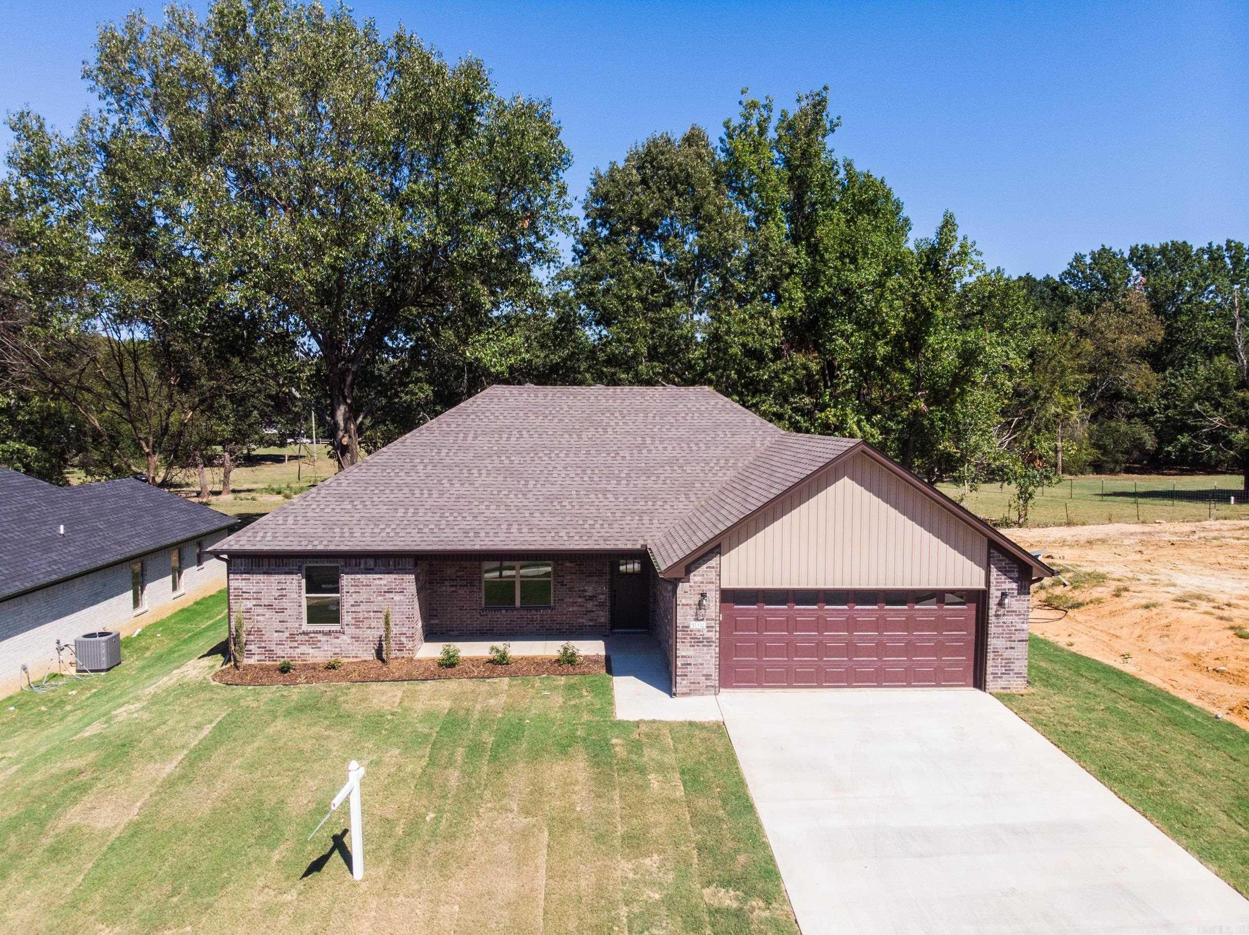 310 Millie Court — photo