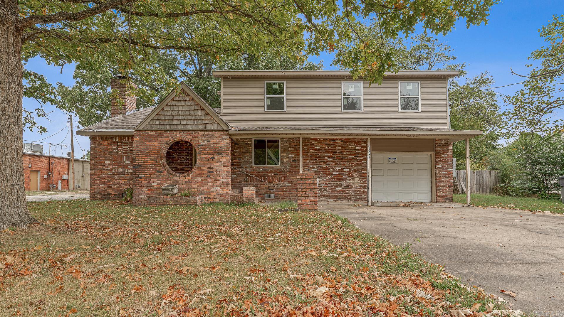 1204 W Cherry Avenue — photo