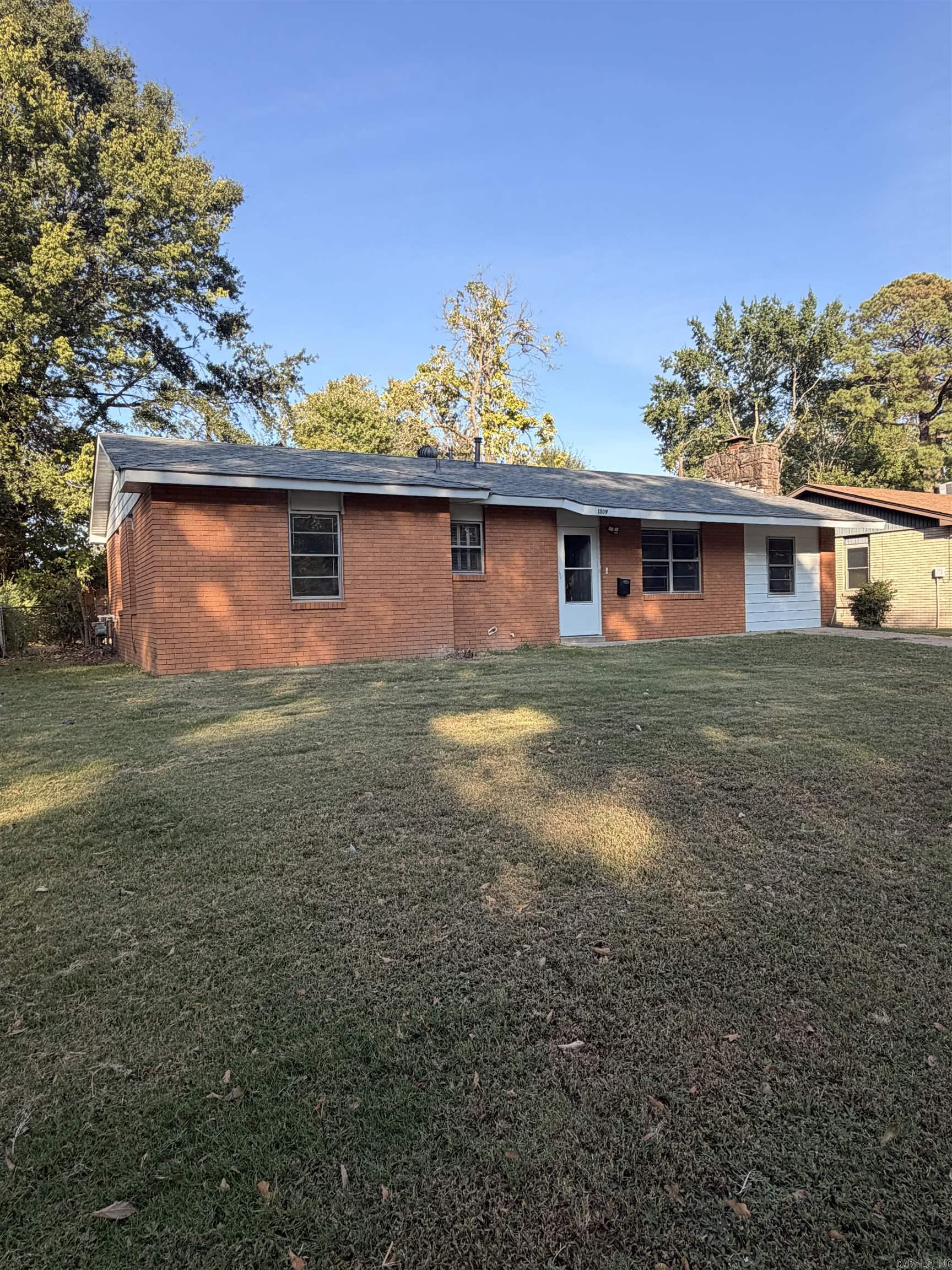 1309 Bailey, Pine Bluff, AR 71601 — photo 2