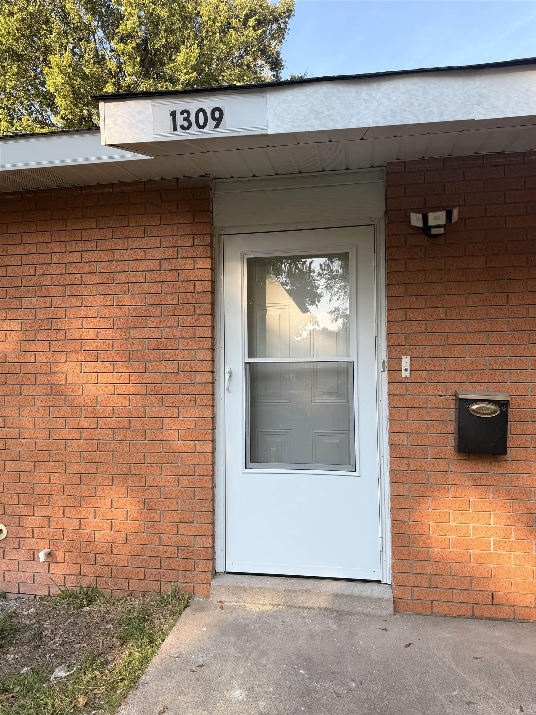 1309 Bailey, Pine Bluff, AR 71601 — photo 3
