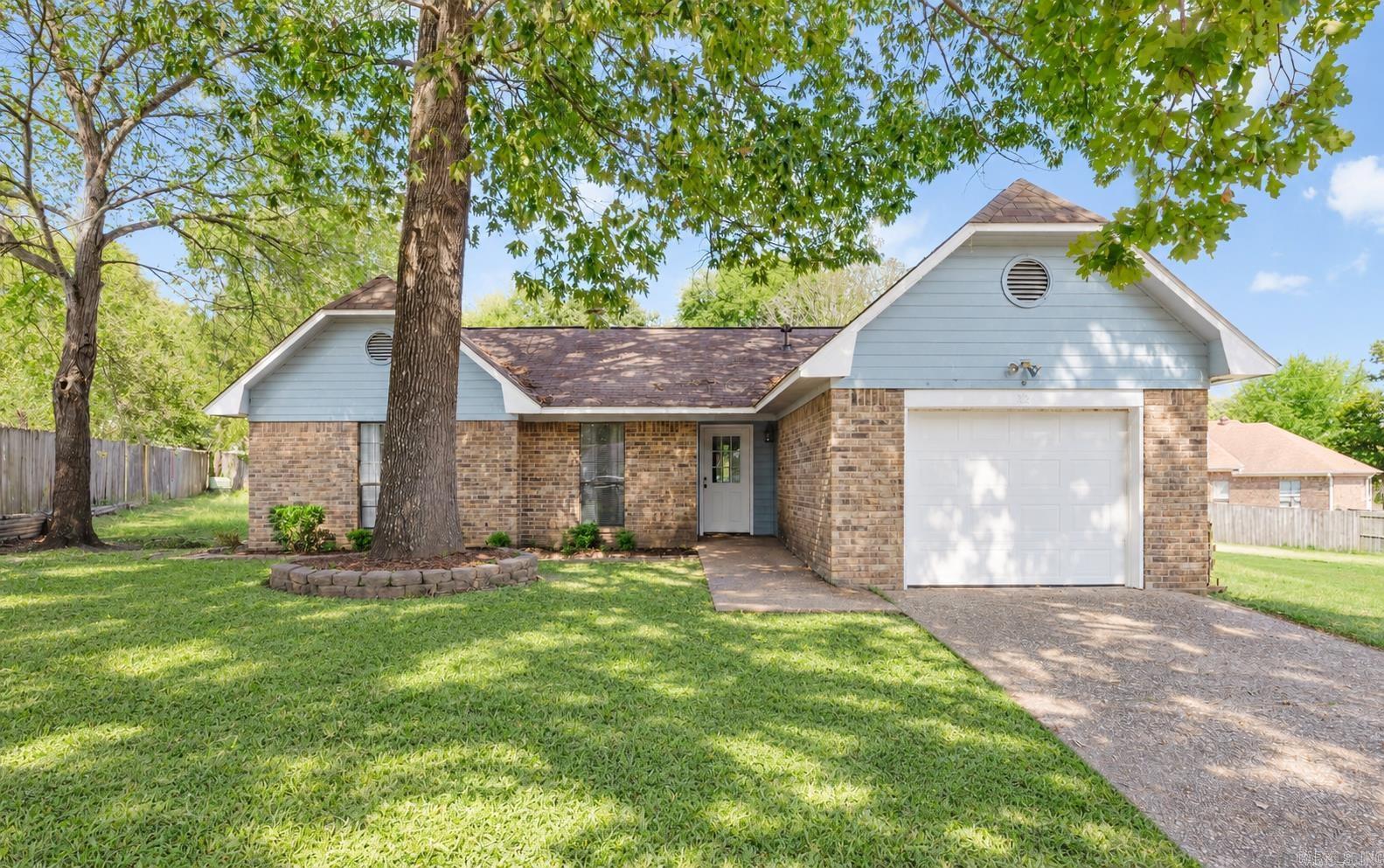 22 Connolly Court — photo