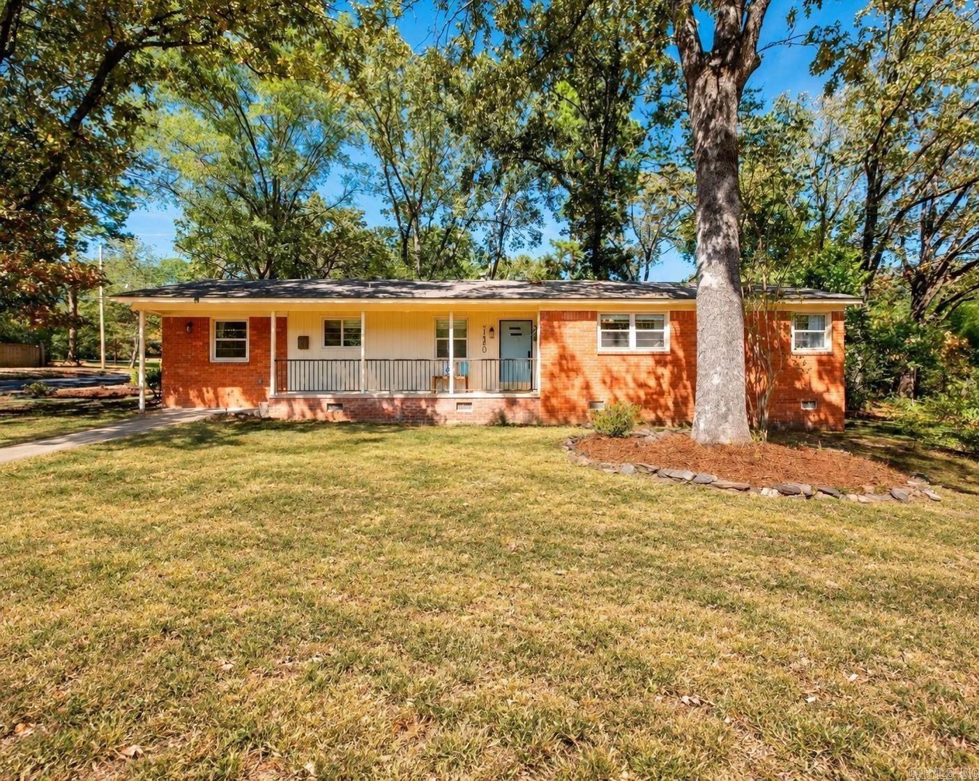 7420 Amherst Drive — photo