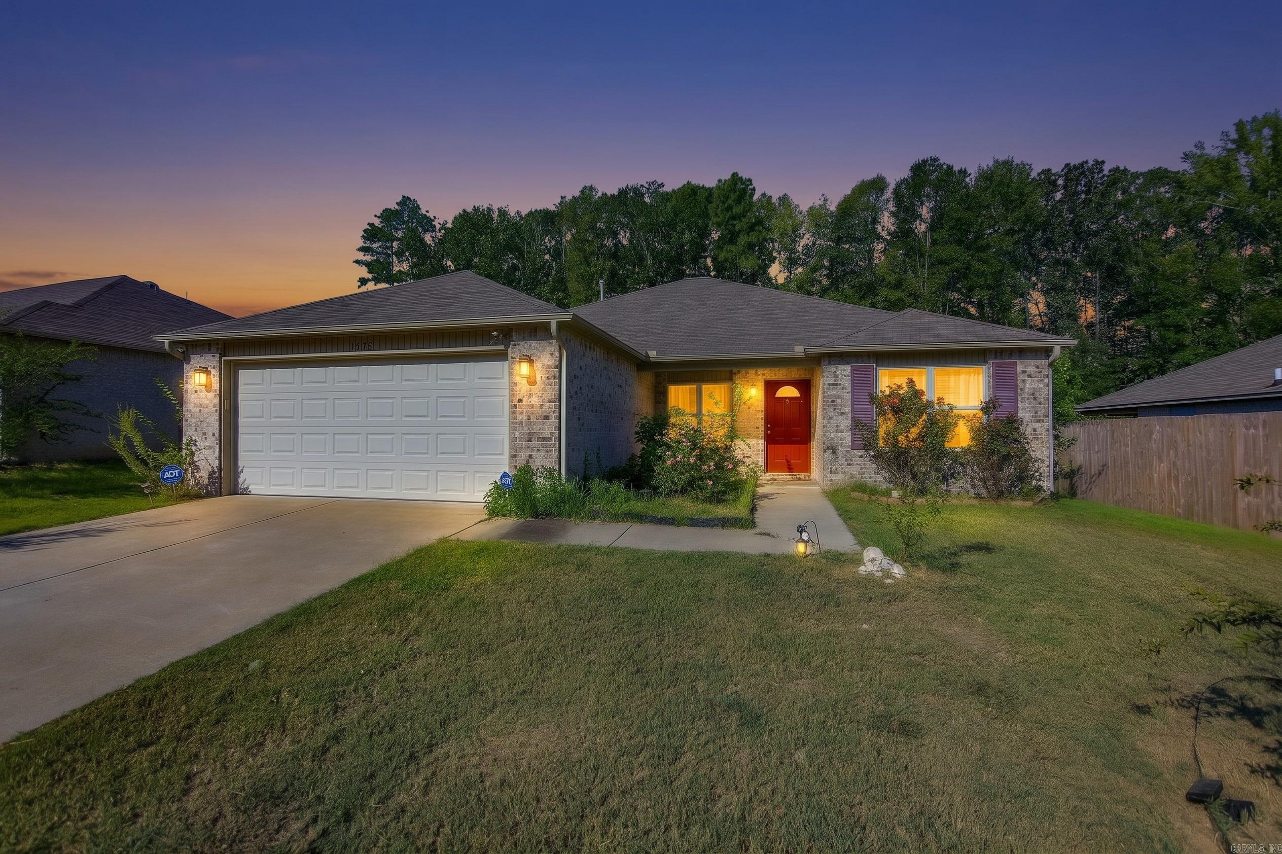 7130 Woodsgate Cove — photo
