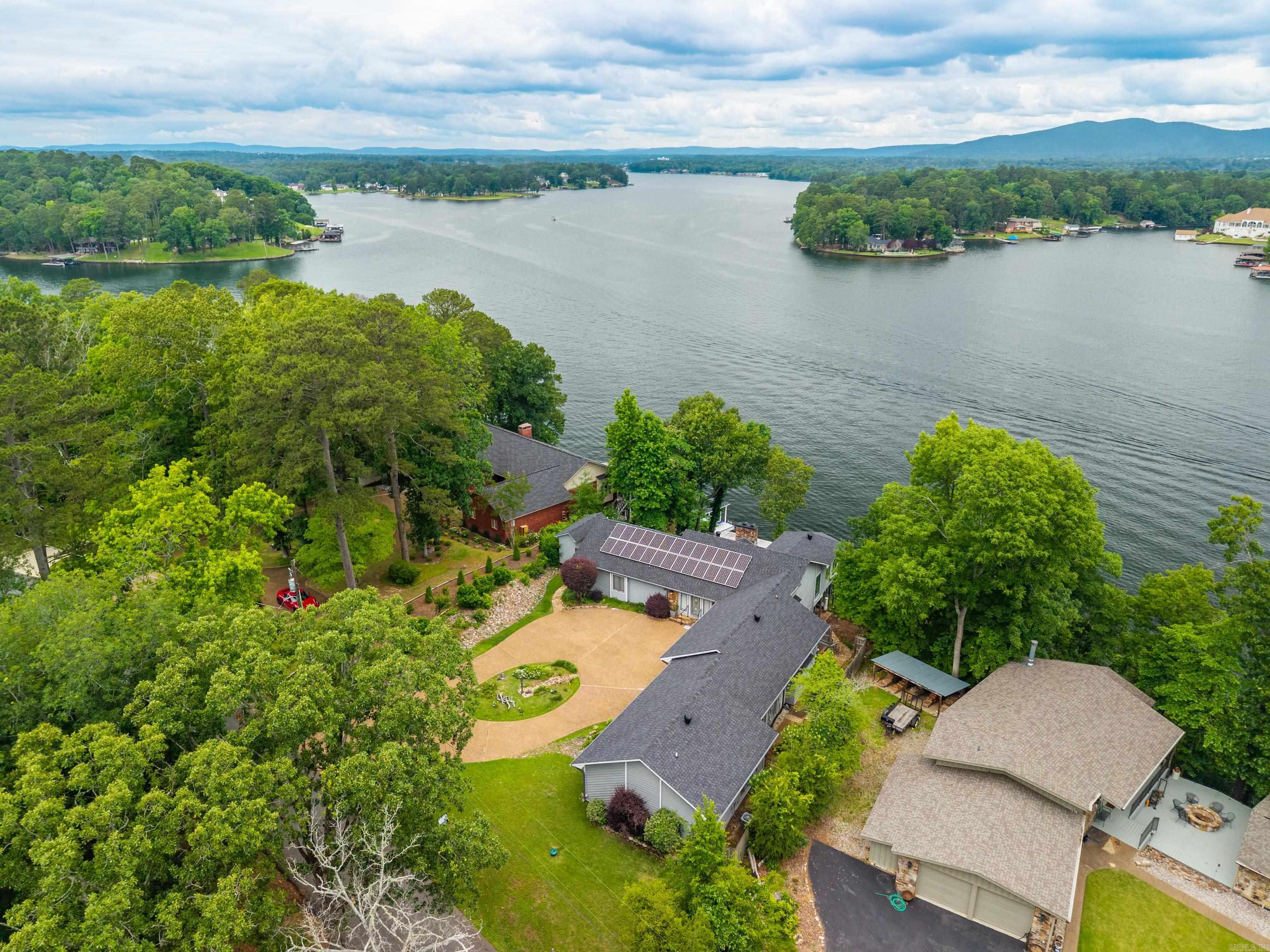 139 Sammie Cove — photo