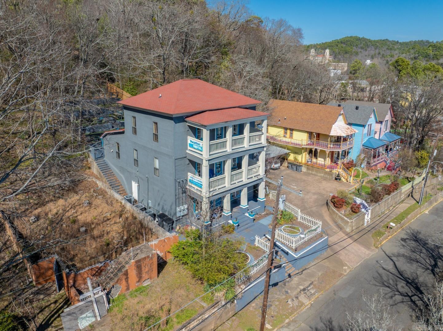 224 Court Street — photo