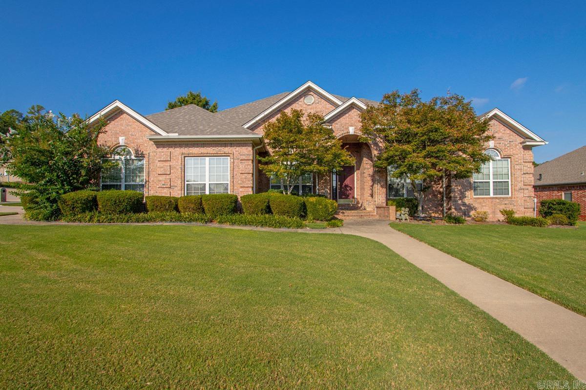 101 Avignon Circle — photo