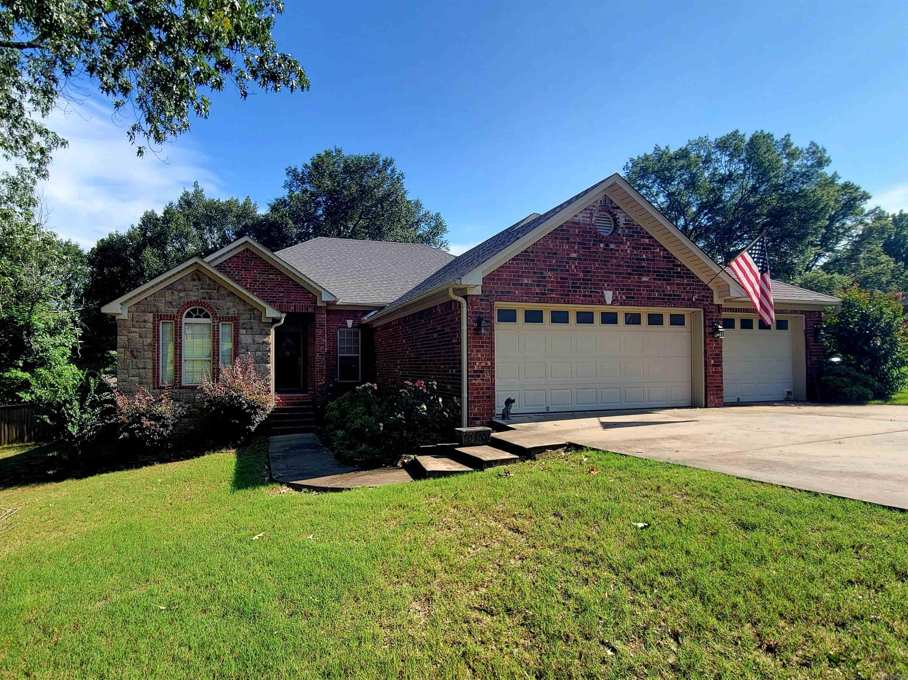 26 Auburn Hills — photo