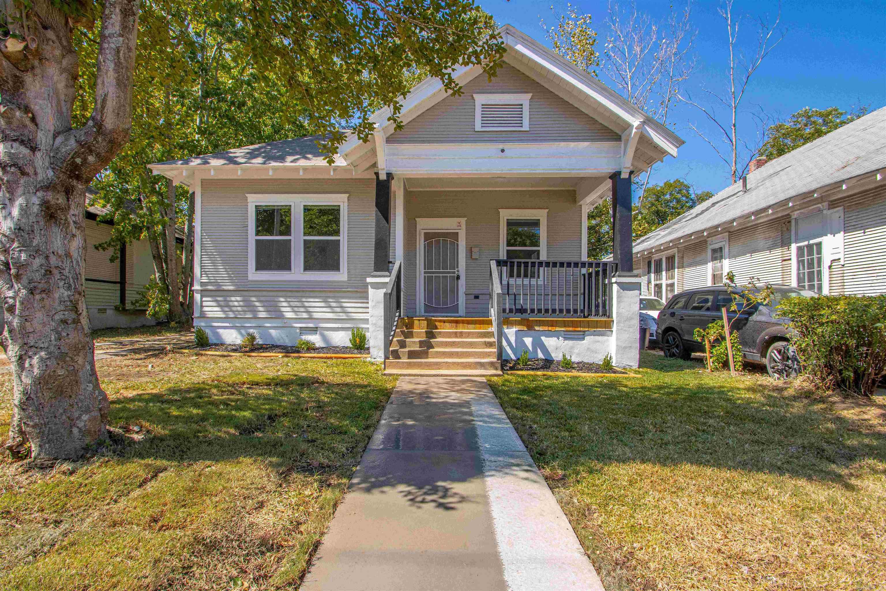 1514 S Elm Street — photo