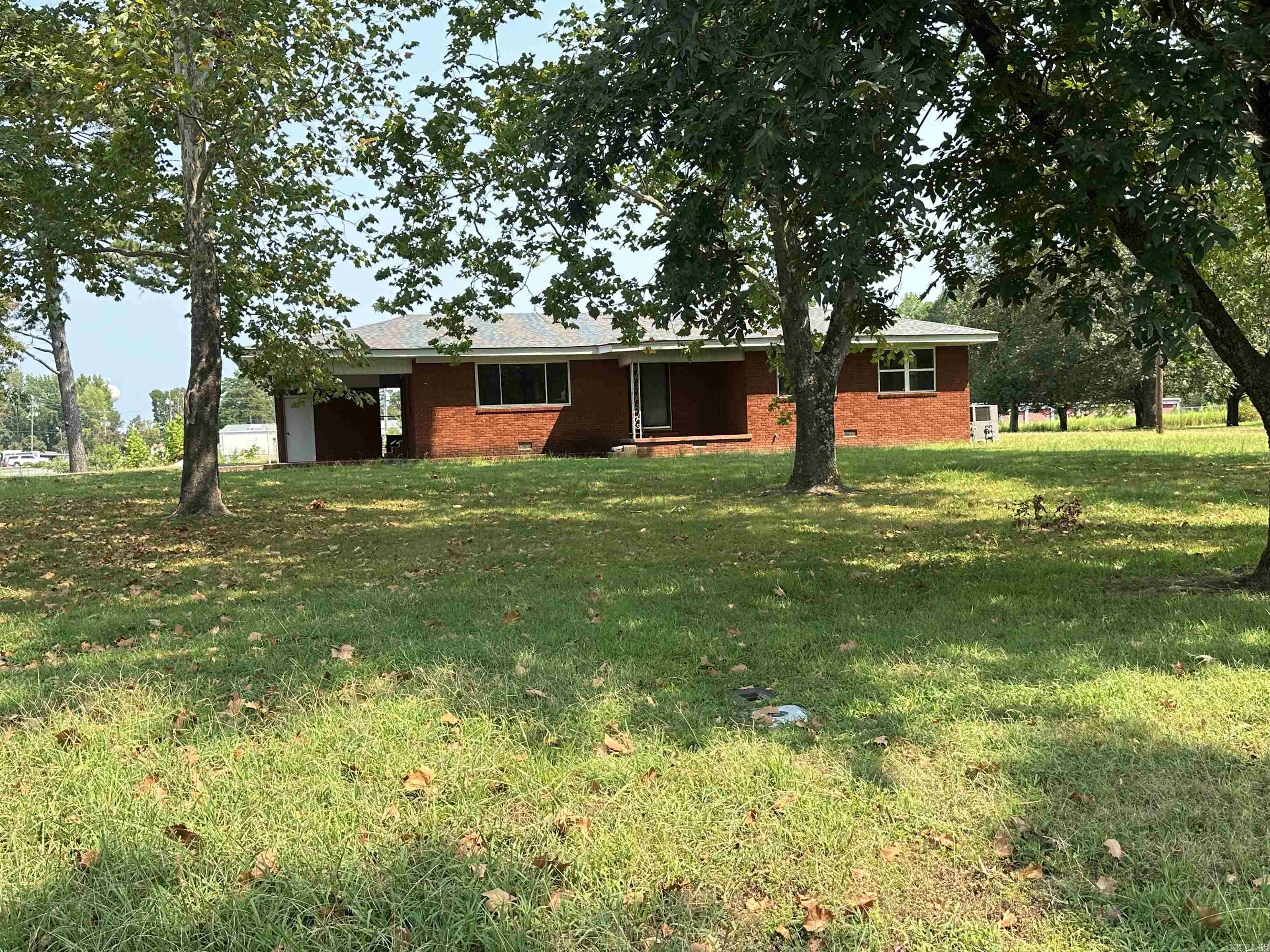 208 Trailwood Drive — photo