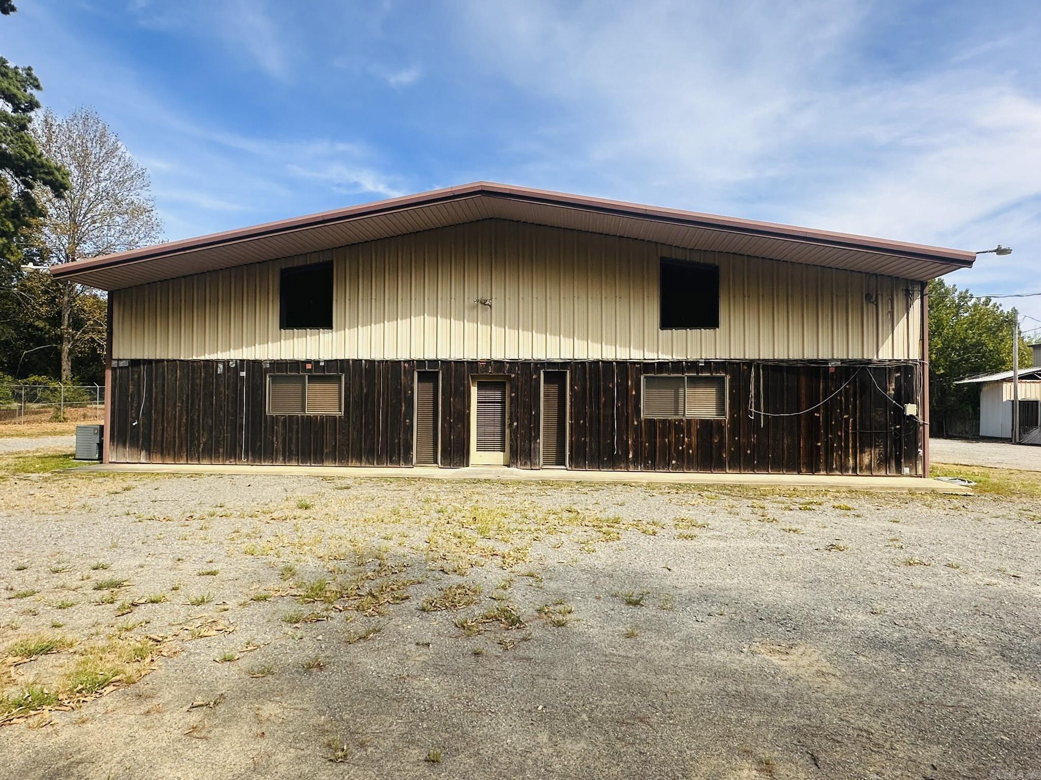 401 Hancock Road — photo