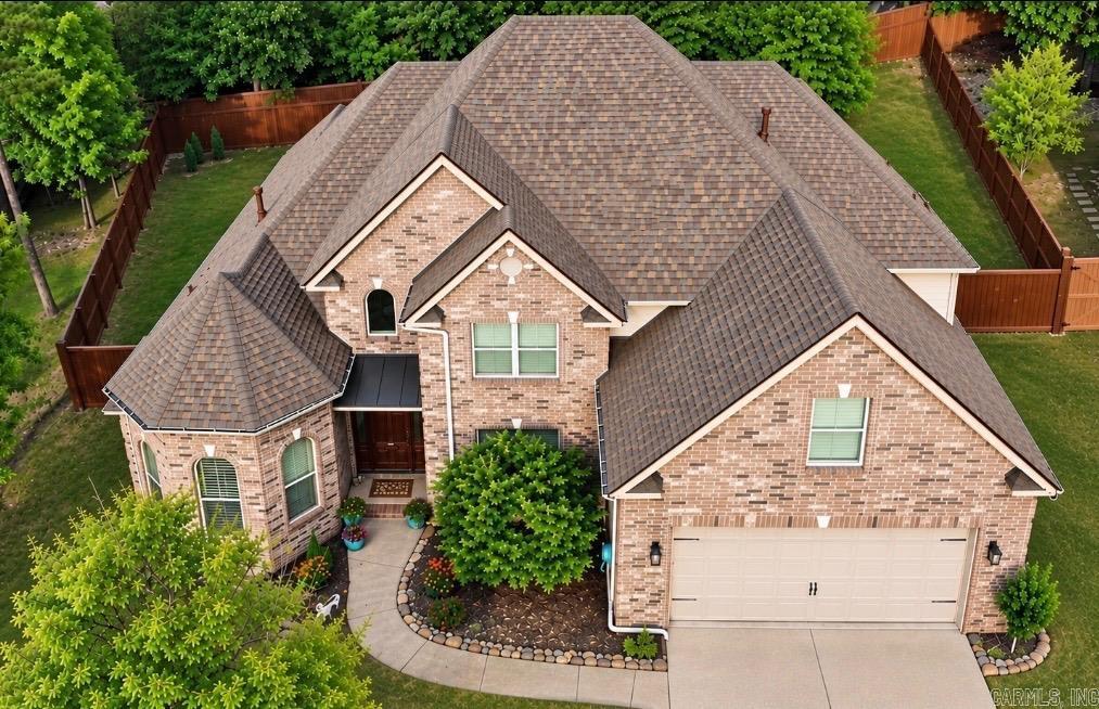 32 Tournay Circle — photo