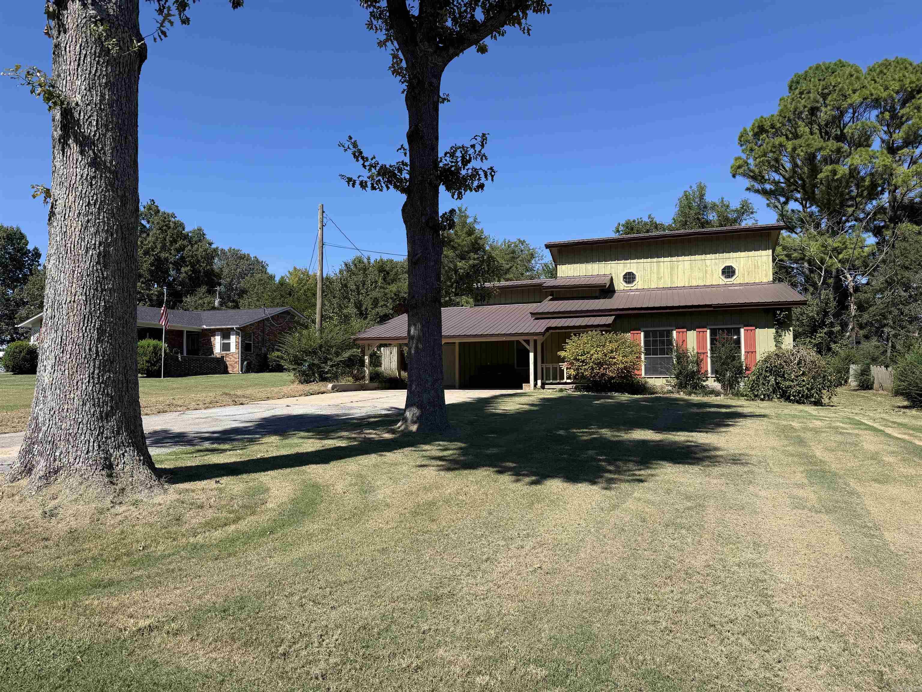 1887 Heritage Park Road — photo