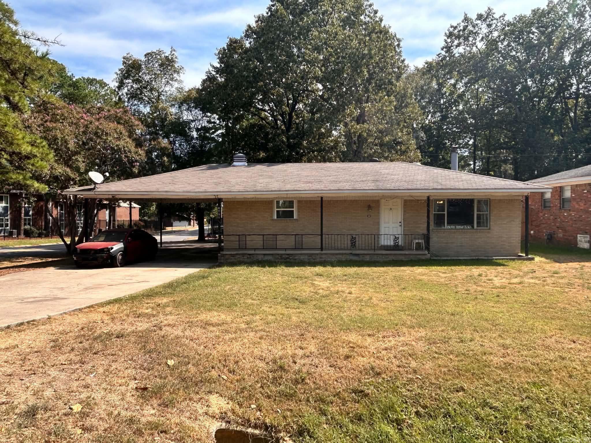 3601 Foster Street — photo