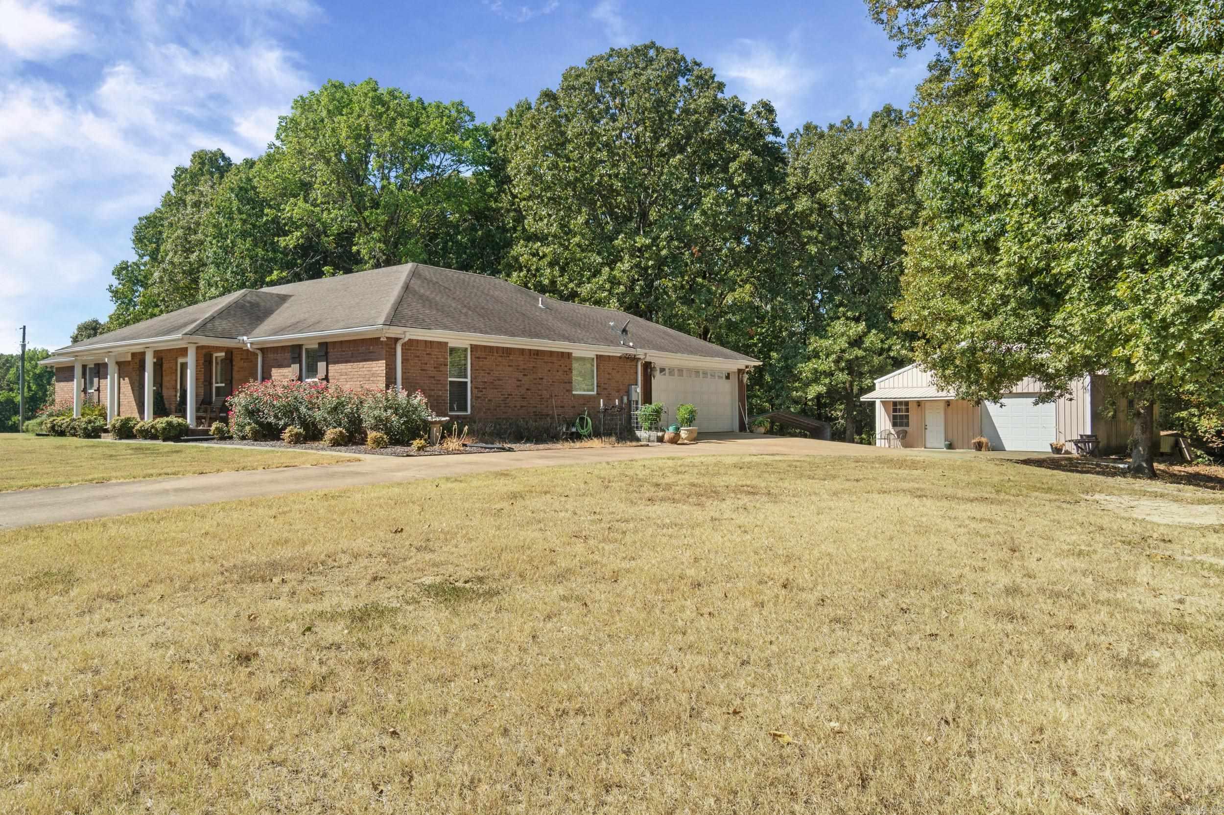 137 County Road 789 — photo