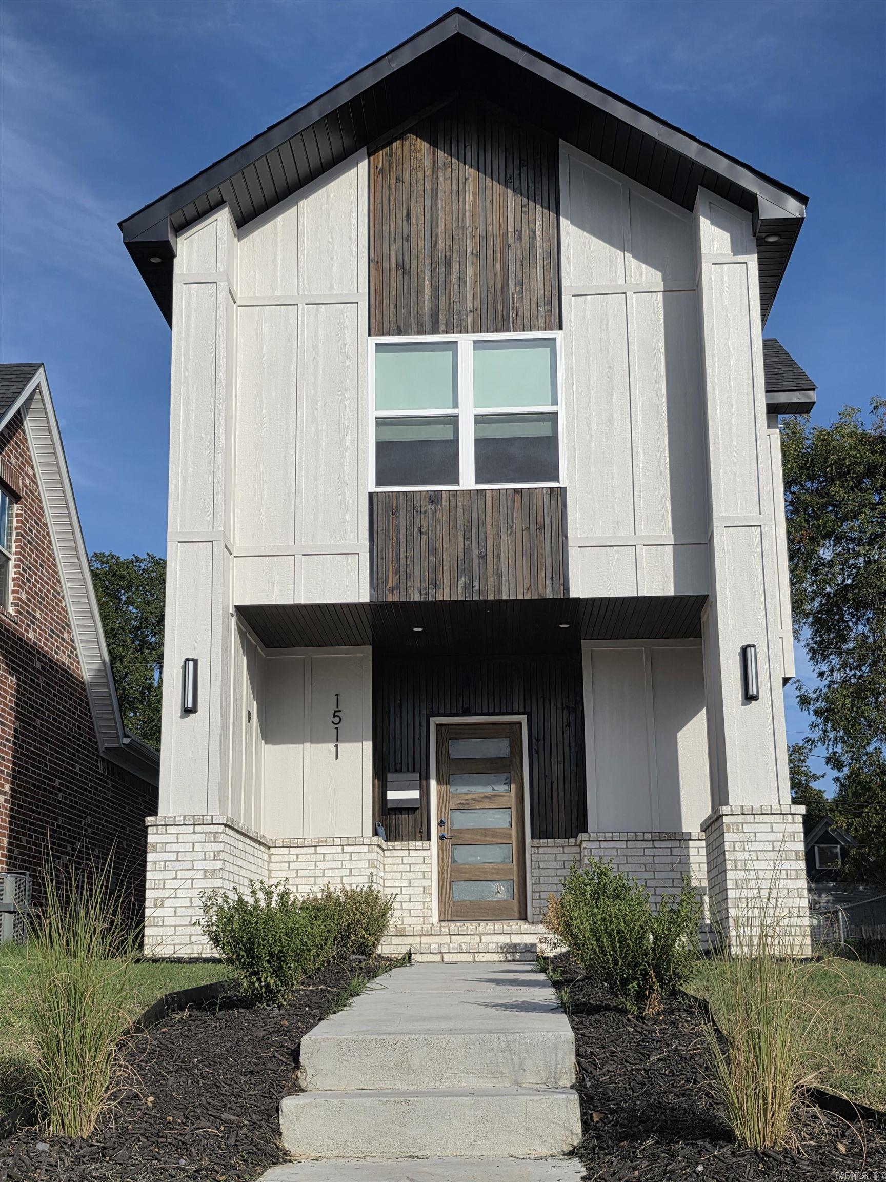 1511 S Izard Street — photo
