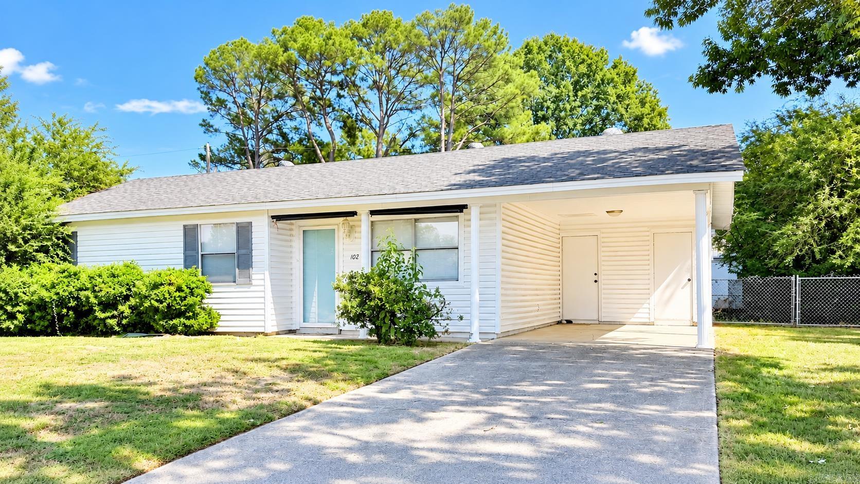 102 Fairway Drive — photo