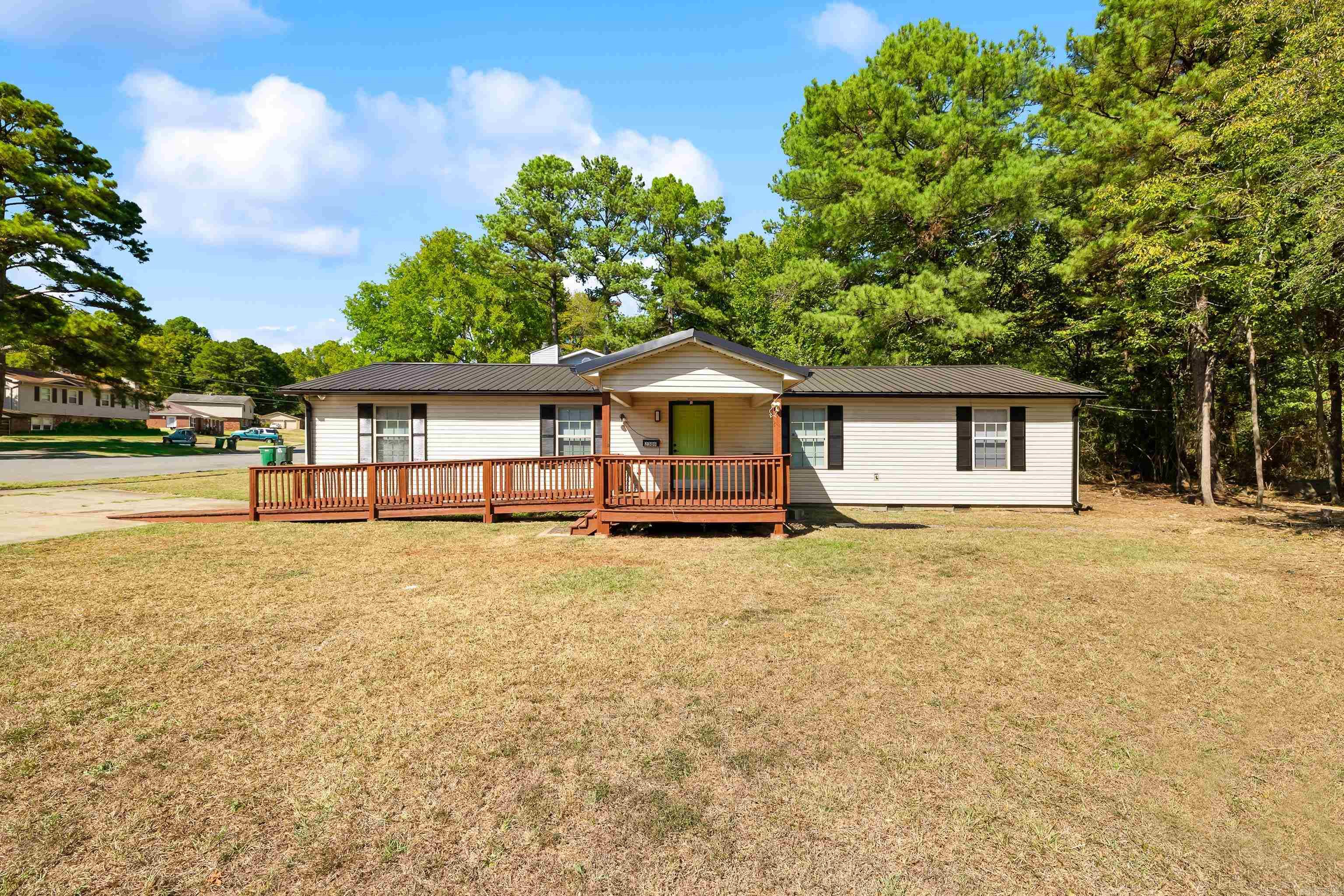 2309 Dorchester Drive — photo
