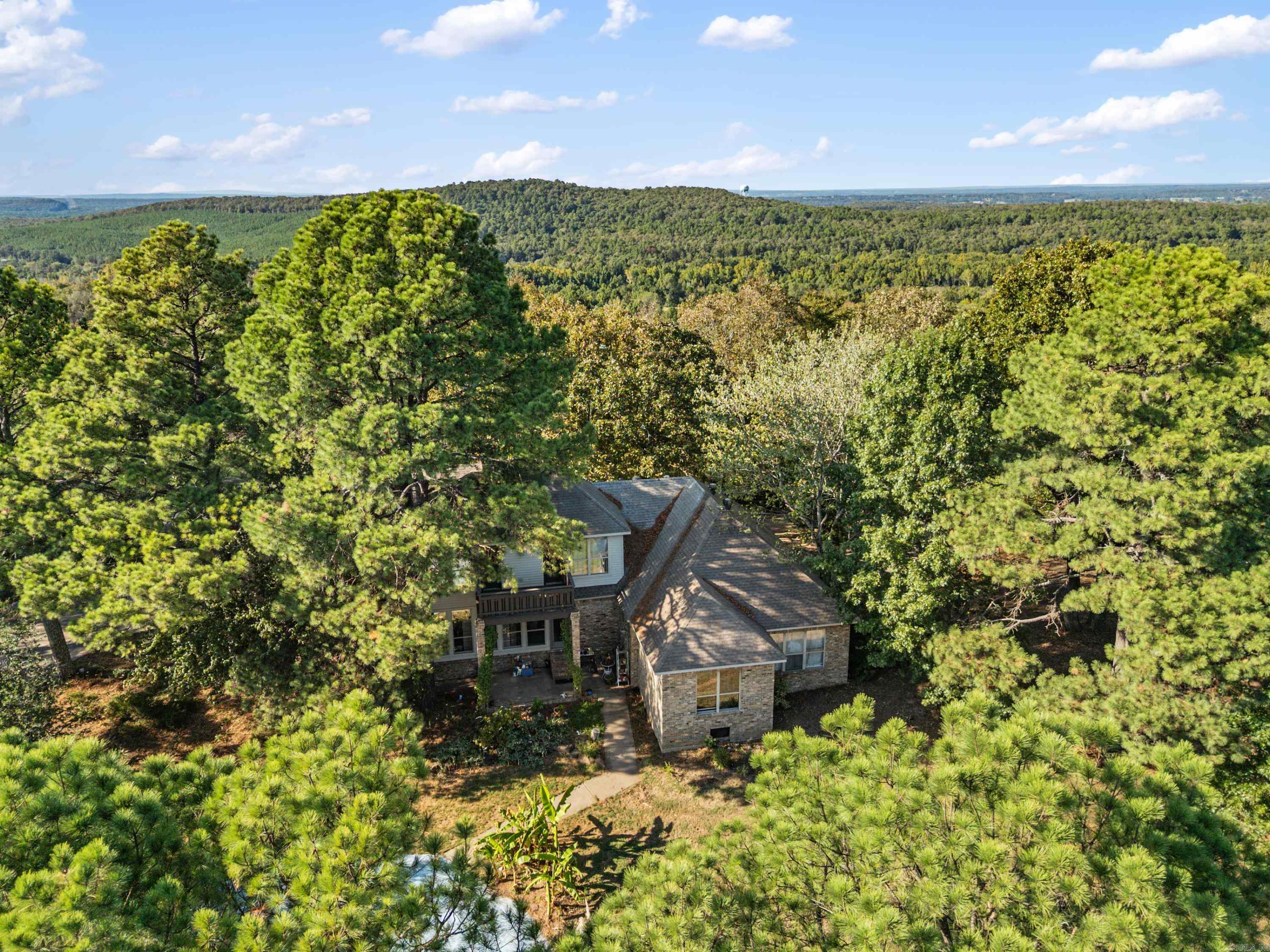 3250 Millers View — photo