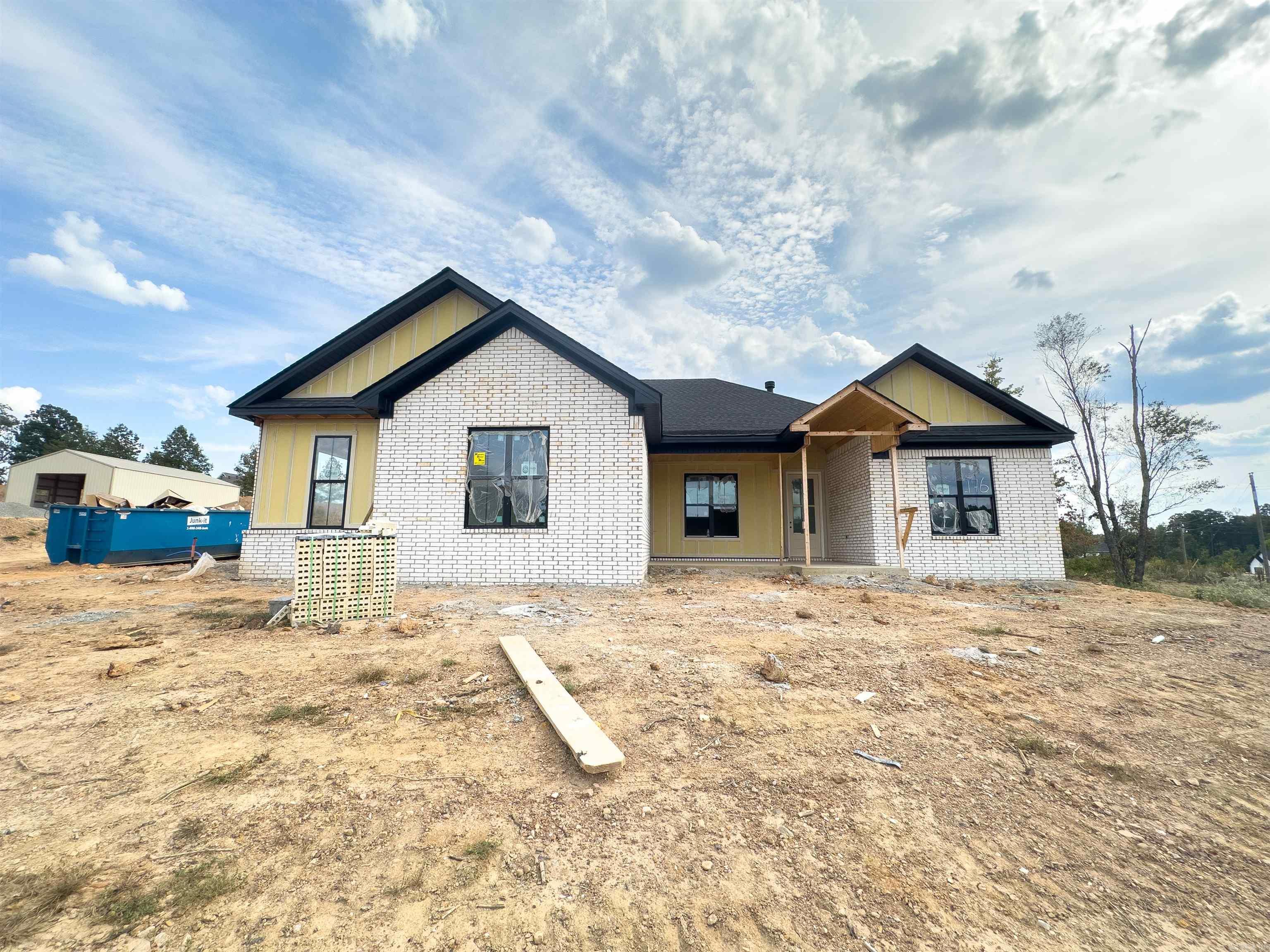 1049 Creekwood Circle — photo