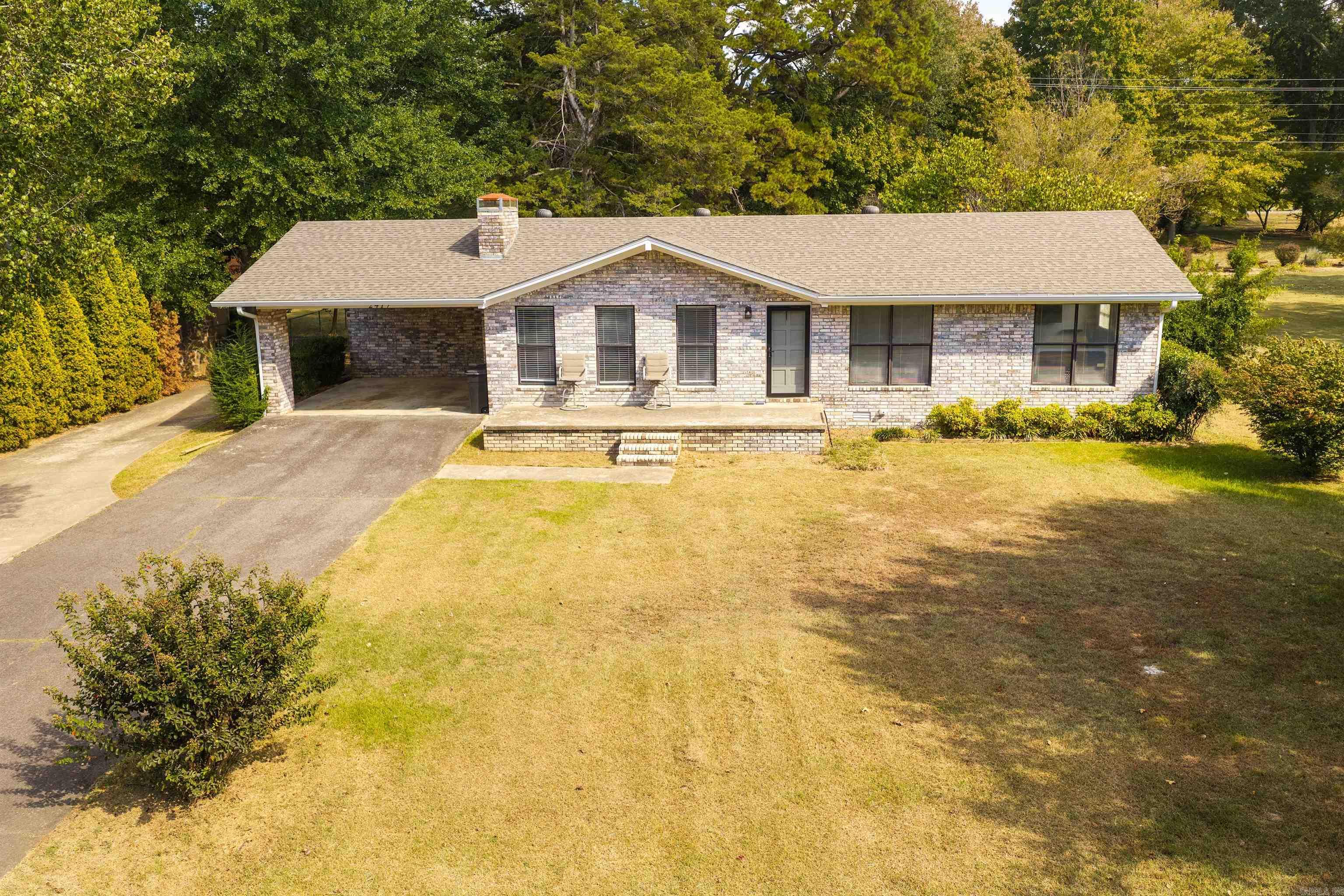 2417 Scenic Lane — photo