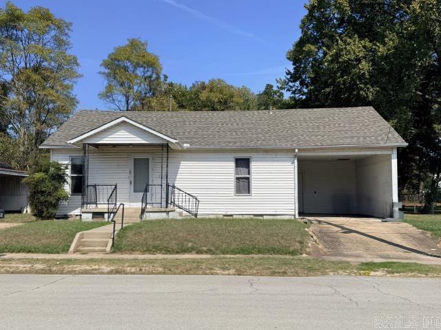 505 E Poplar Street — photo