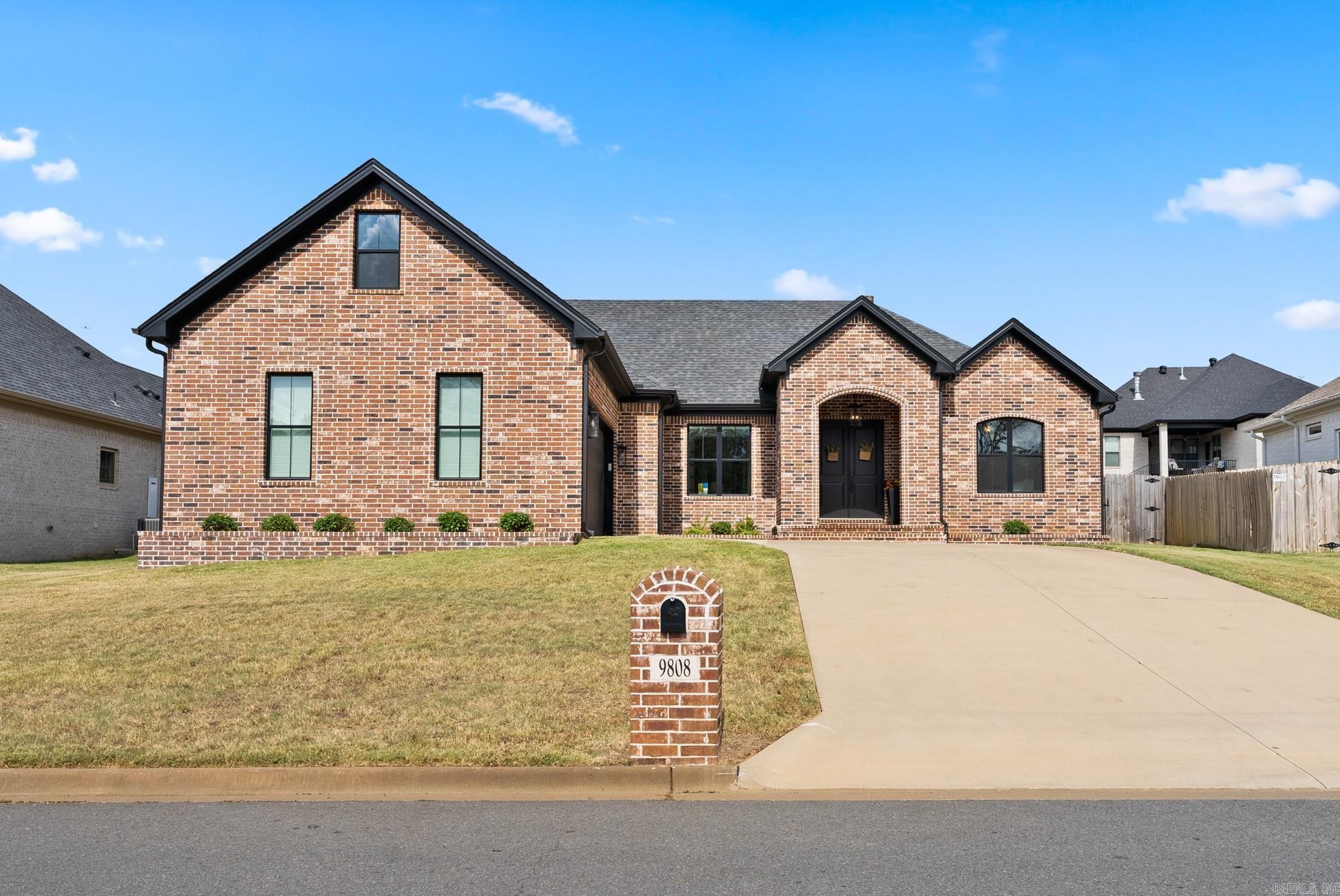 9808 Meadow Creek Drive — photo