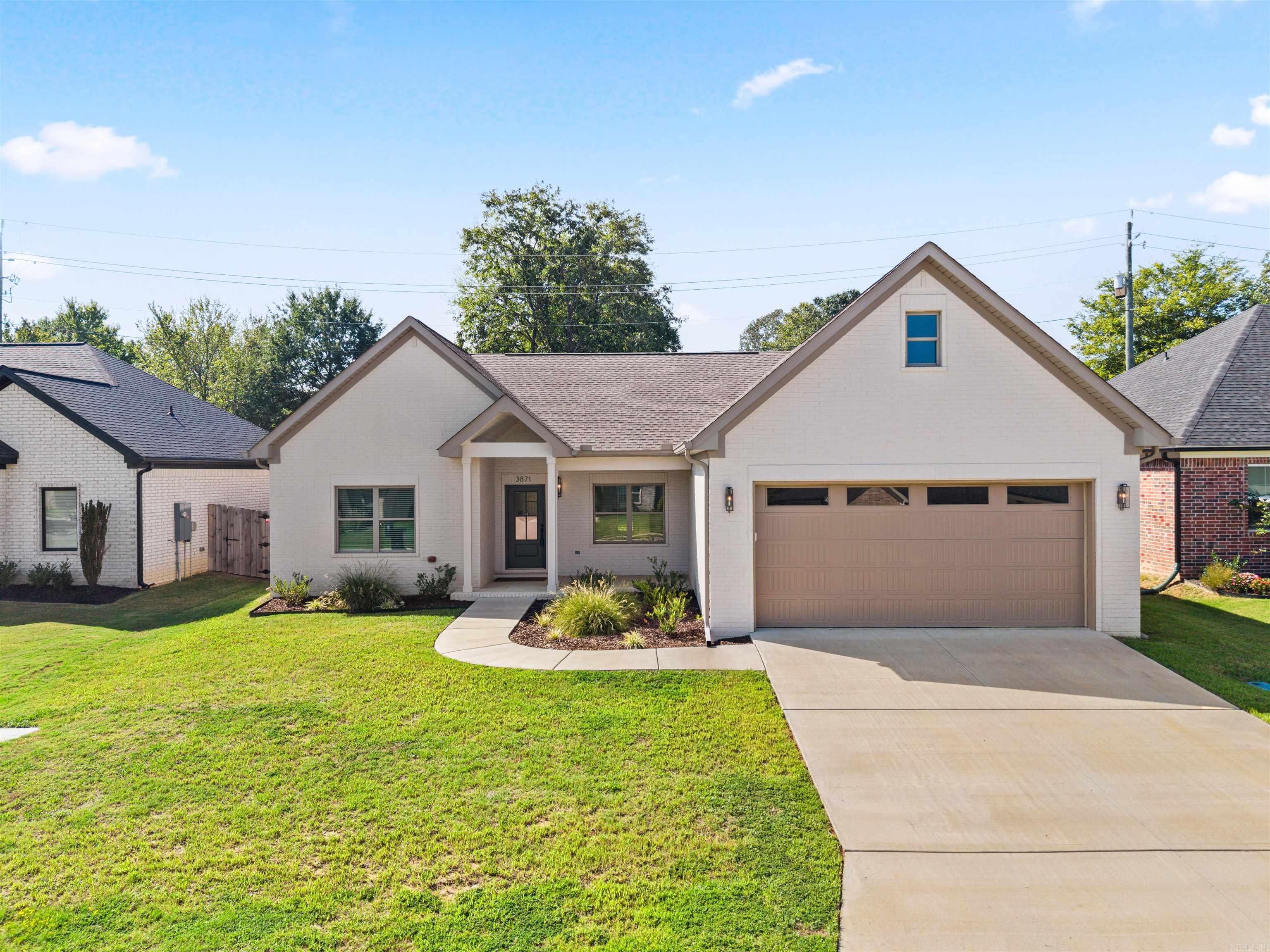 3871 Spencer Crossing Drive — photo