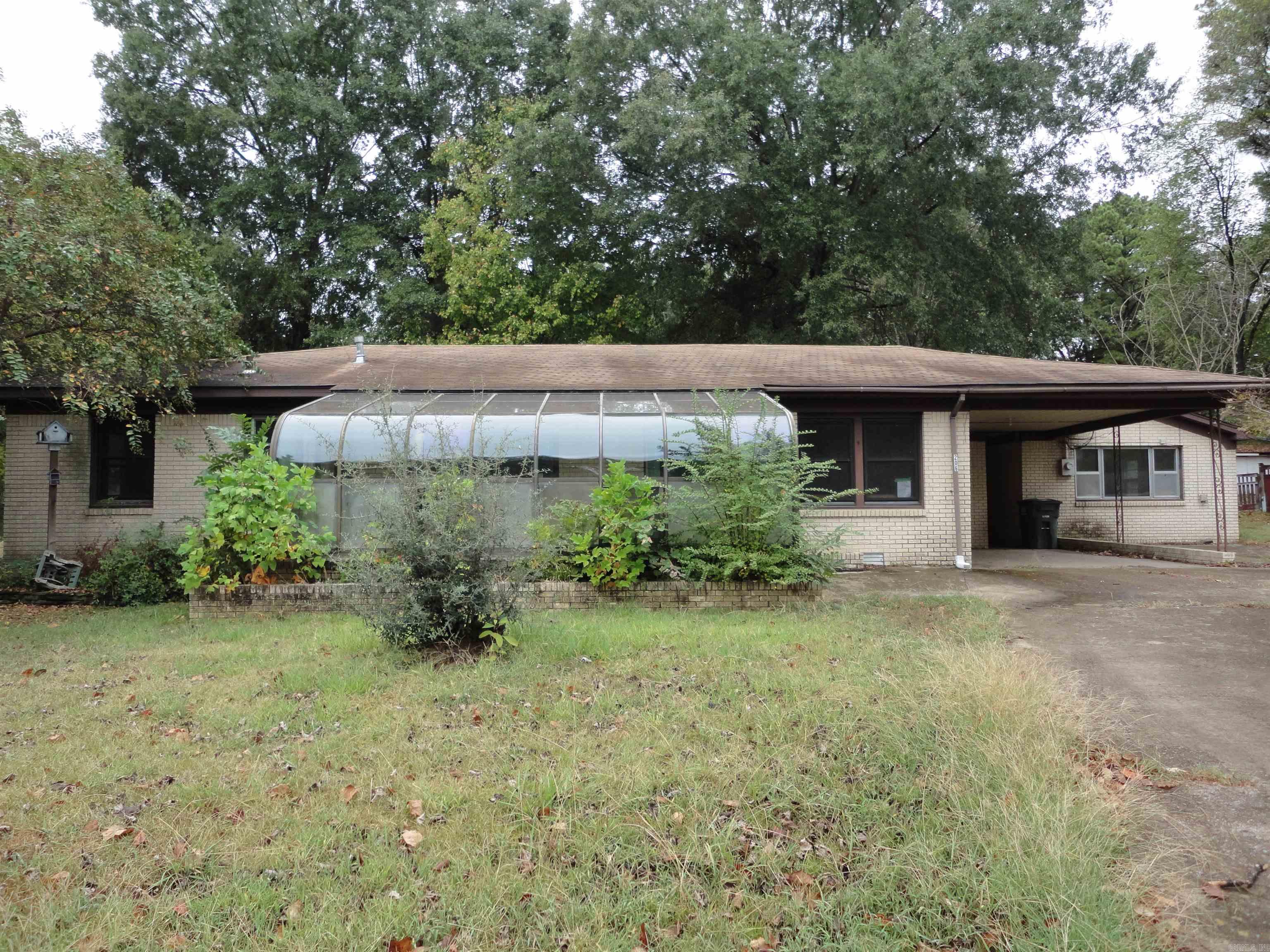 206 S Collison Avenue — photo
