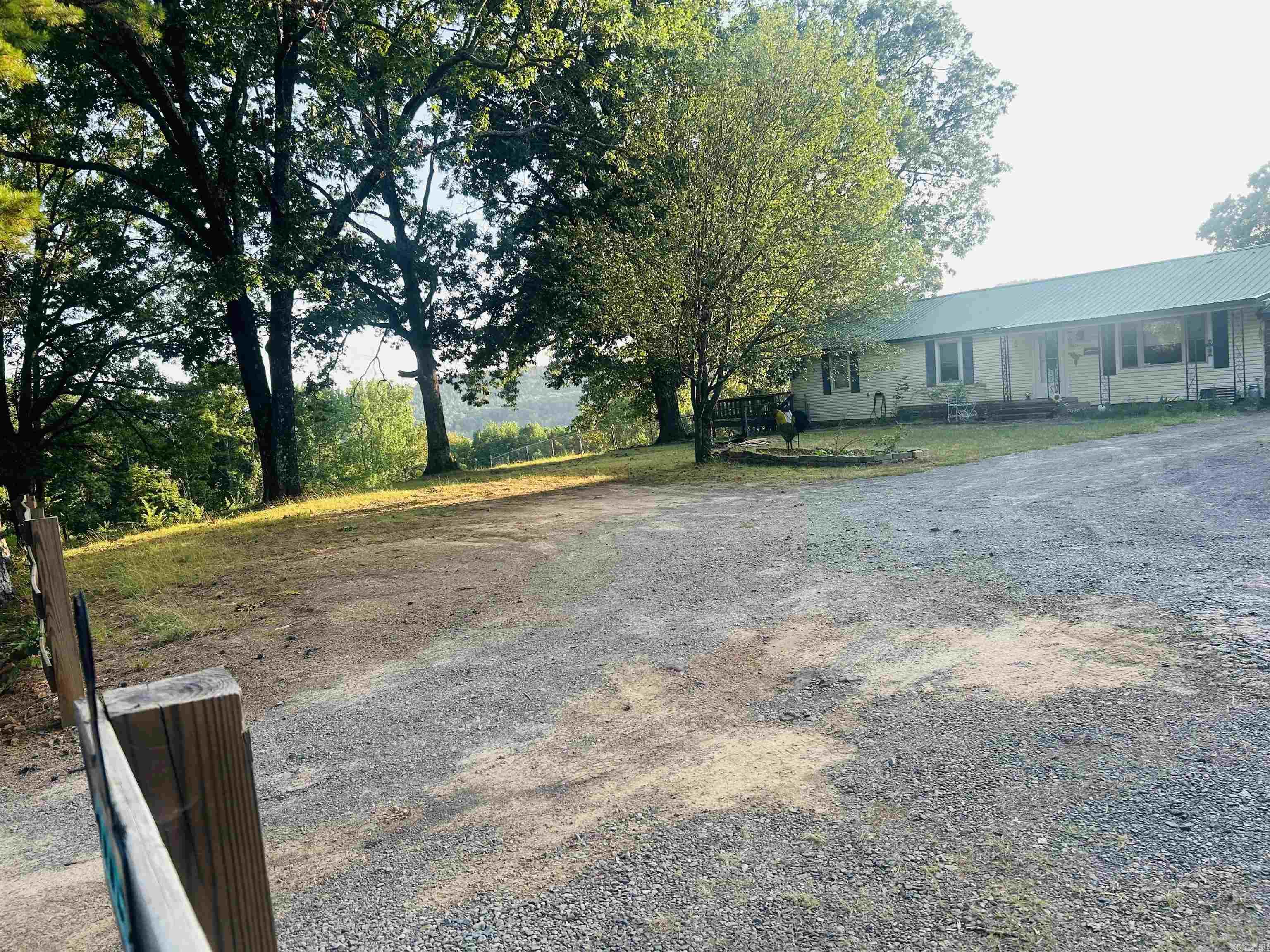 2225 Hwy 16 West Highway — photo