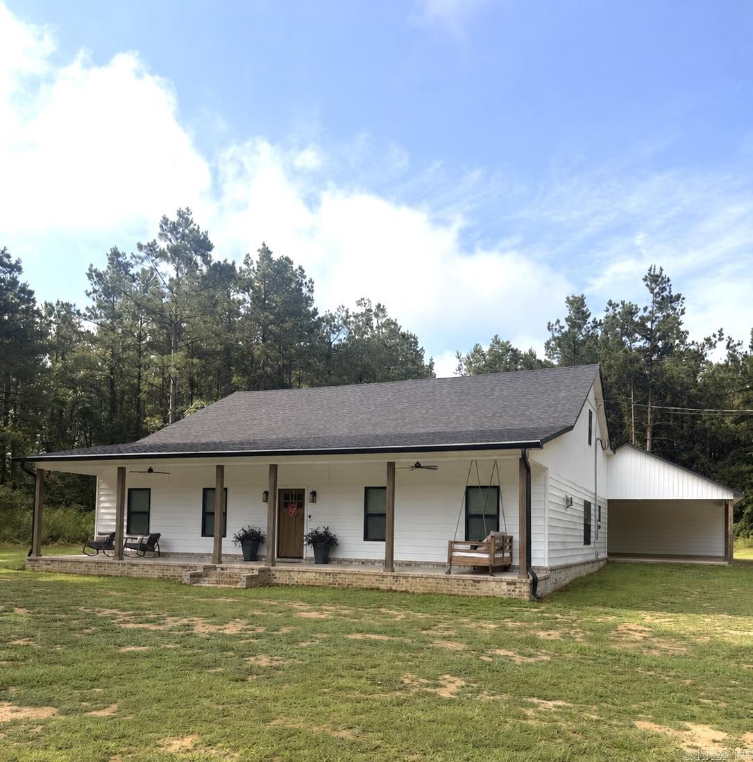 640 Heritage Drive — photo
