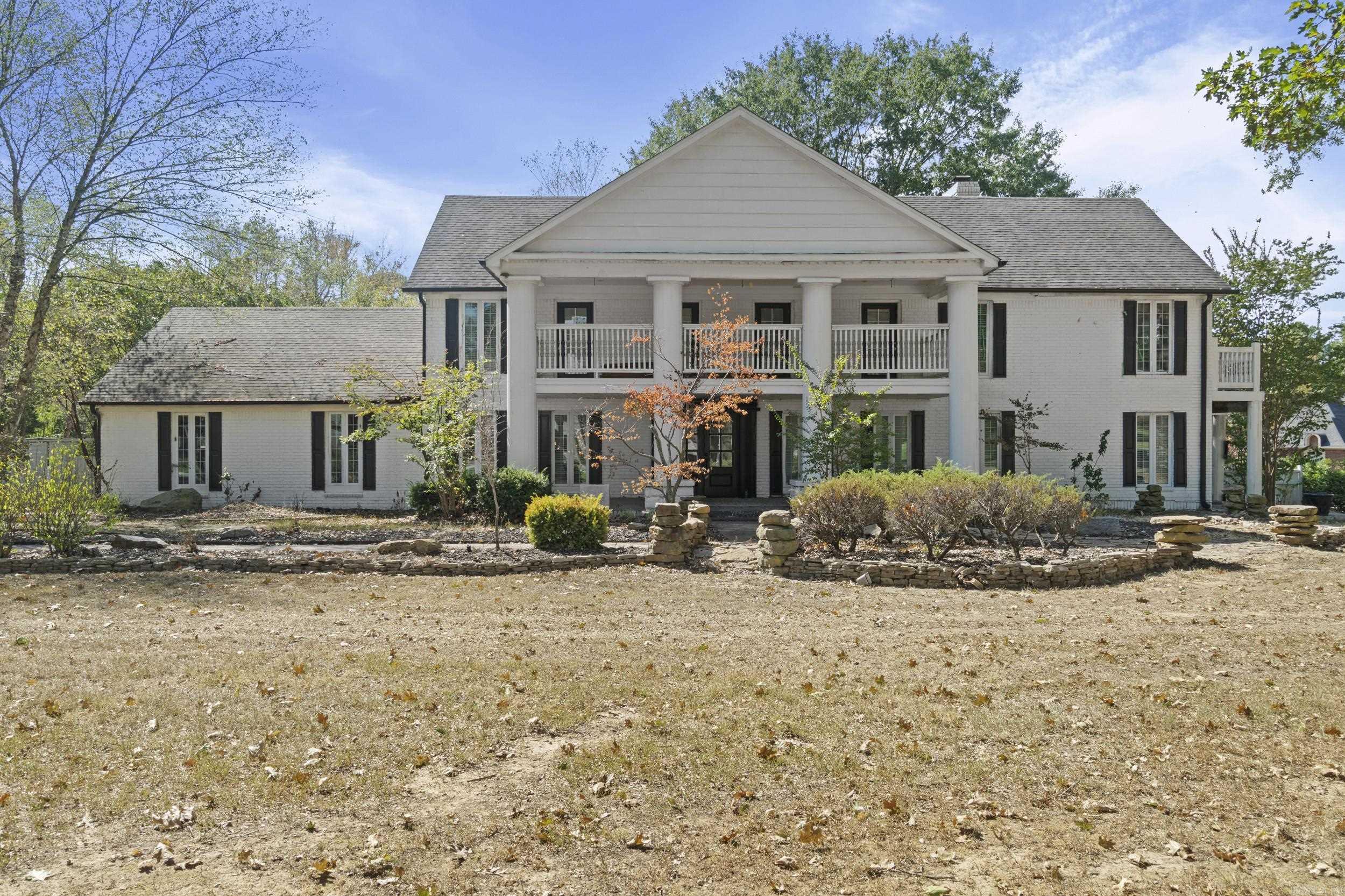 2403 E Country Club — photo