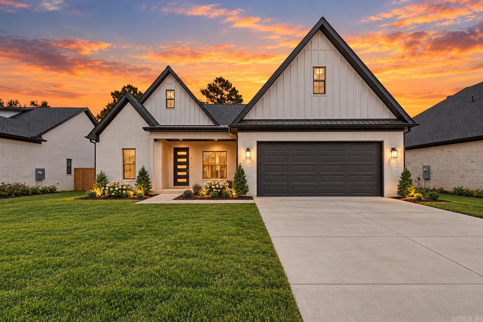 3 Dragonfly Cove — photo