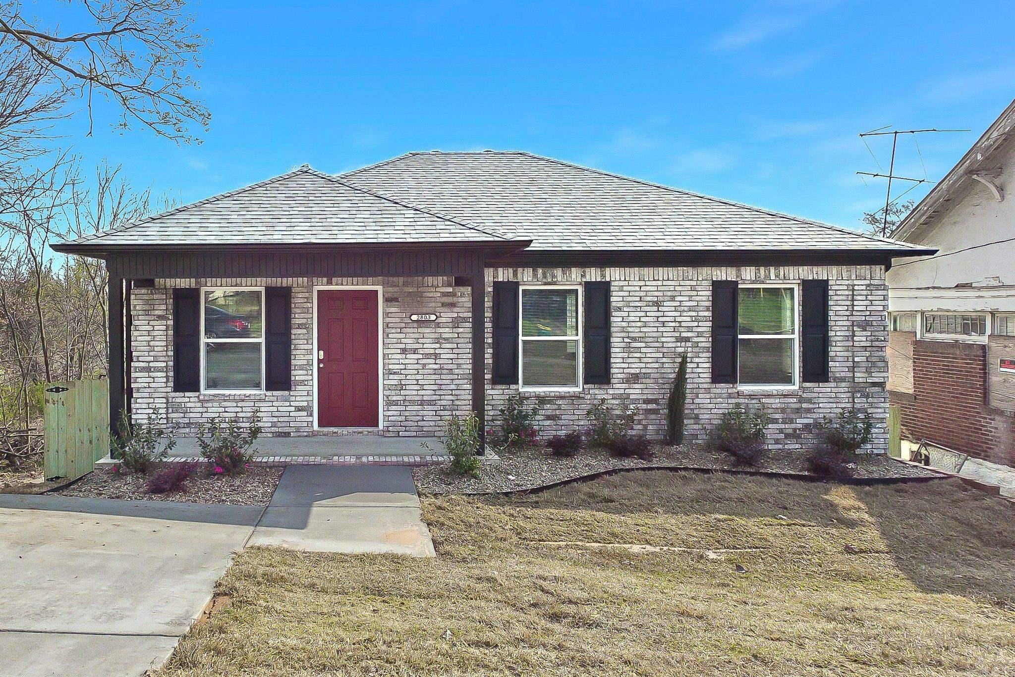 2803 W Daisy L Gatson Bates Drive — photo