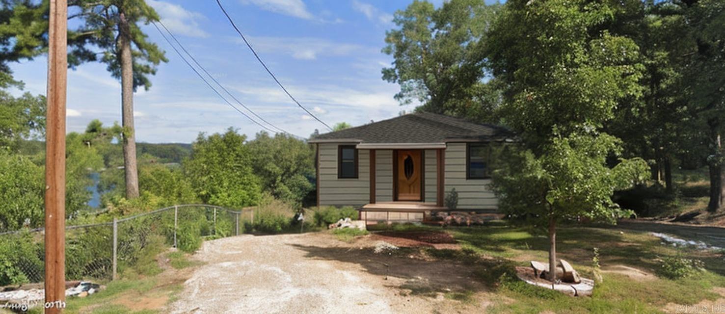 377 Arrowhead — photo