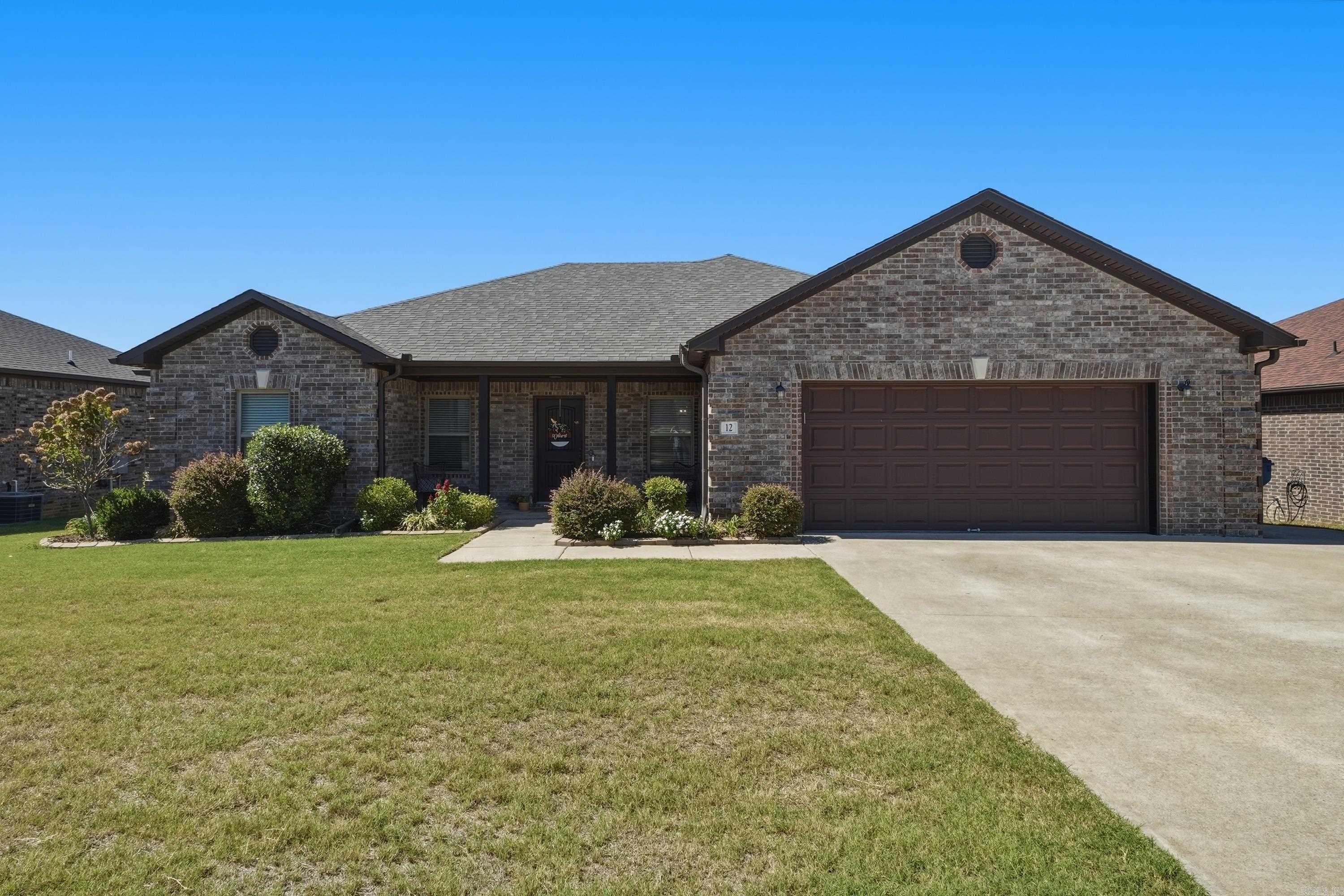 12 Cimarron Circle — photo