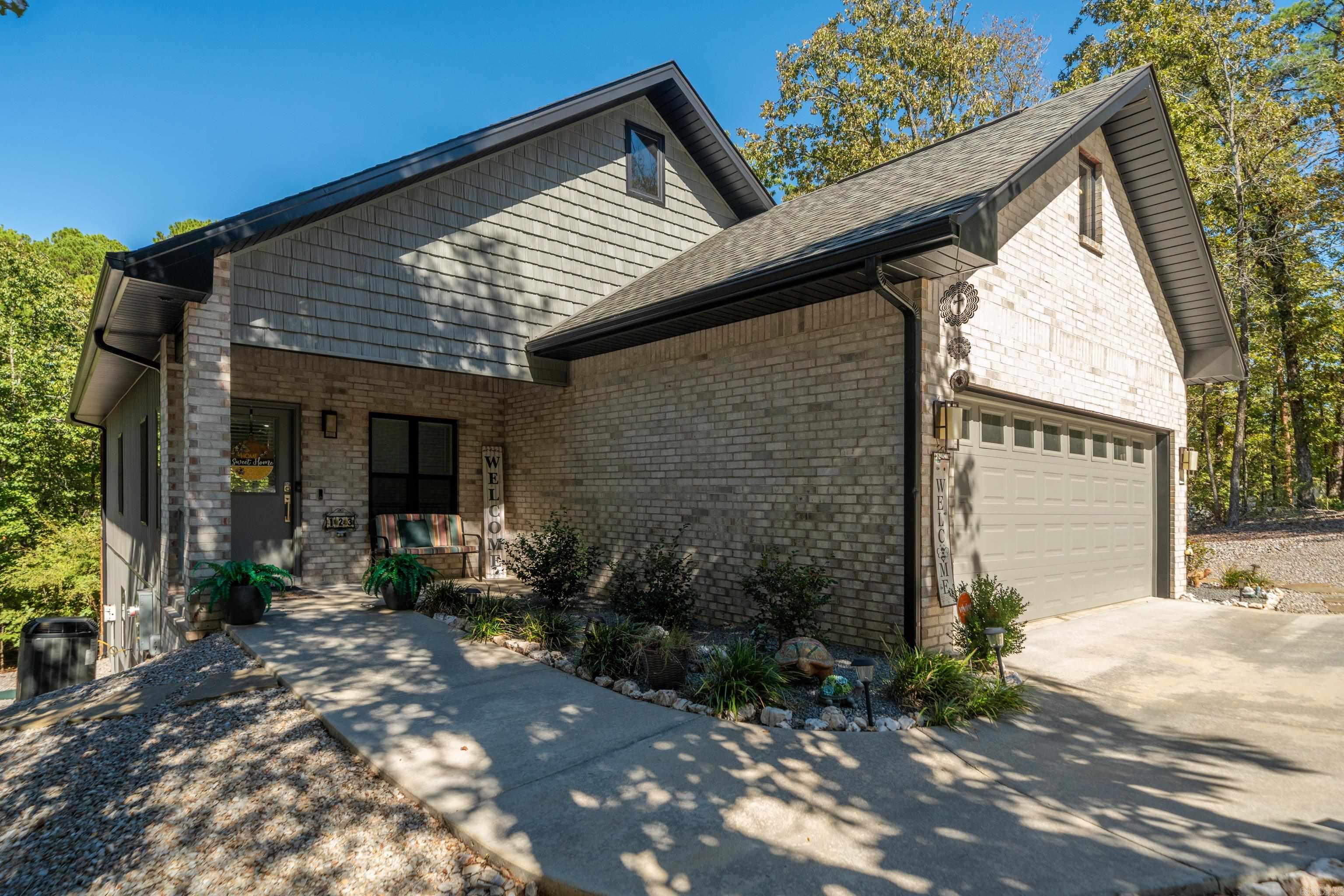123 Pizarro Drive — photo
