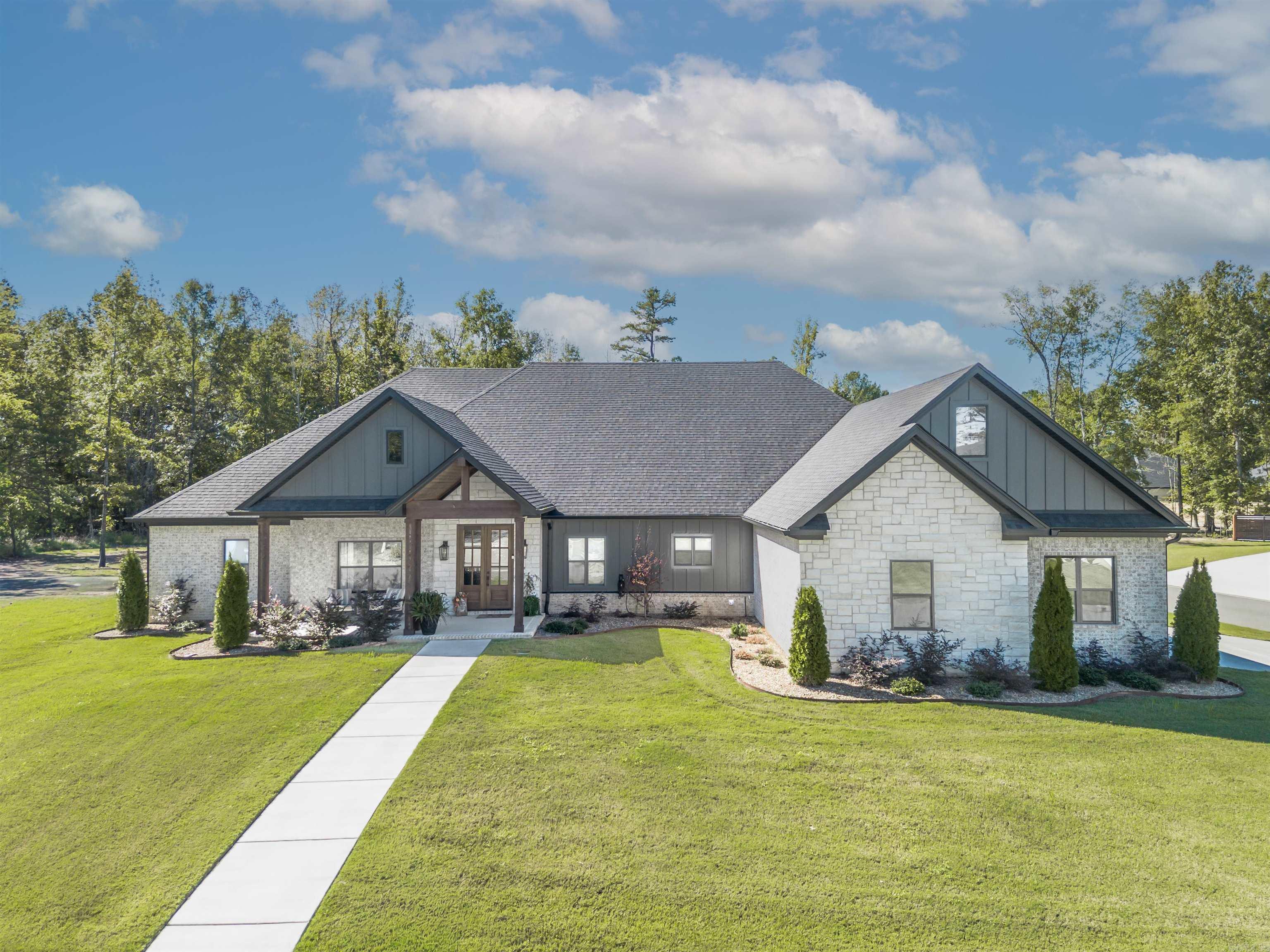 312 Devoe Bend Drive — photo