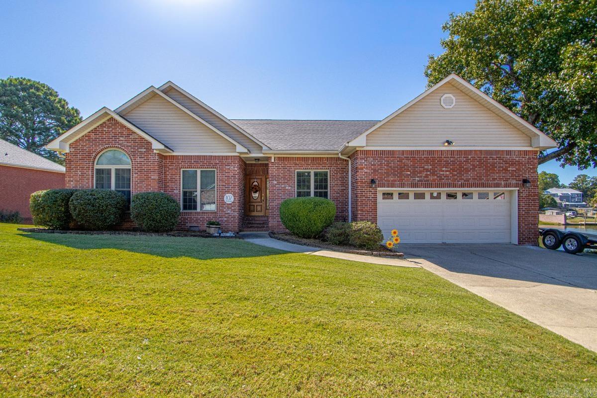 107 Four Oaks Lane — photo