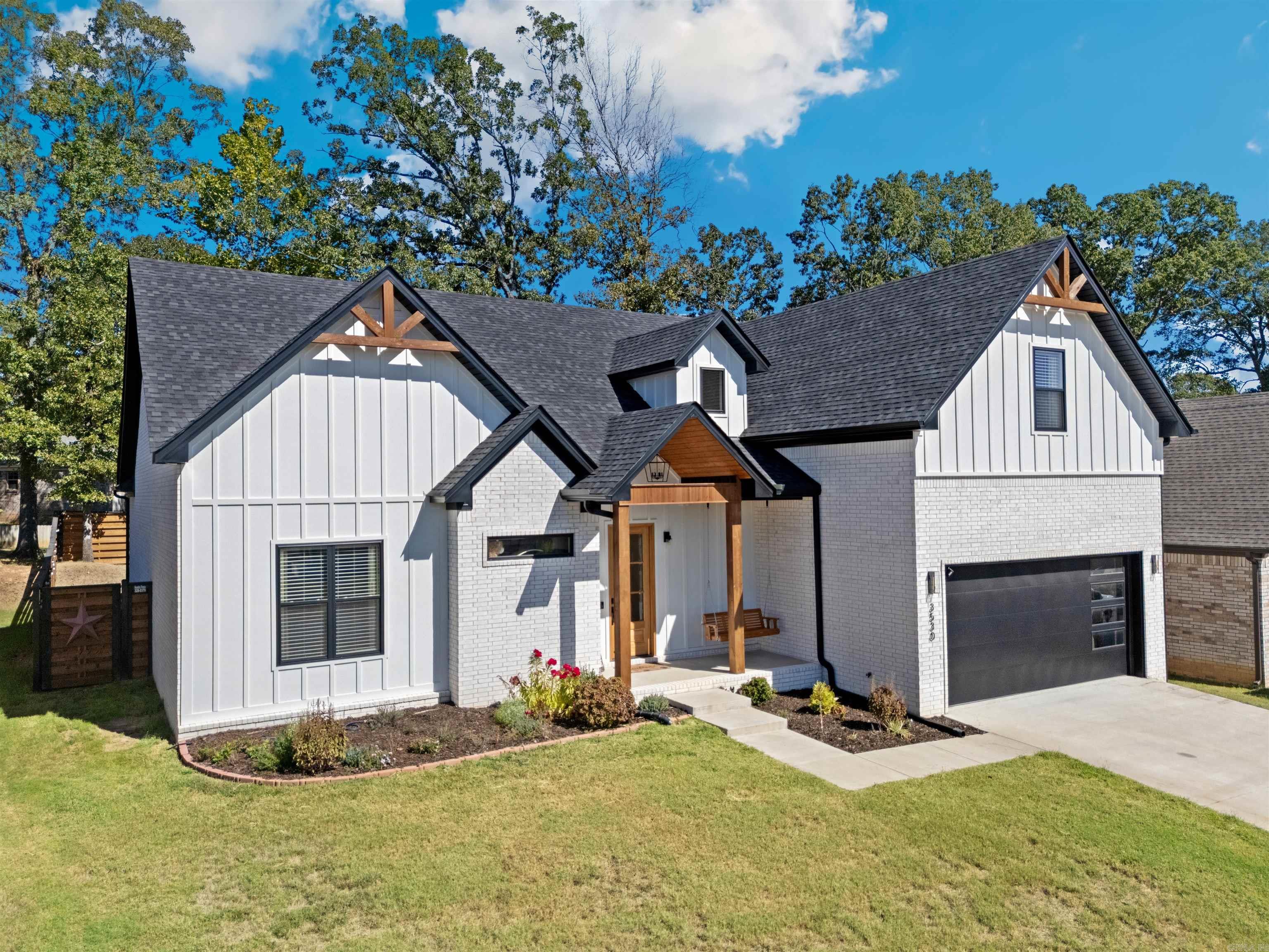3530 Sylvia Springs Drive — photo