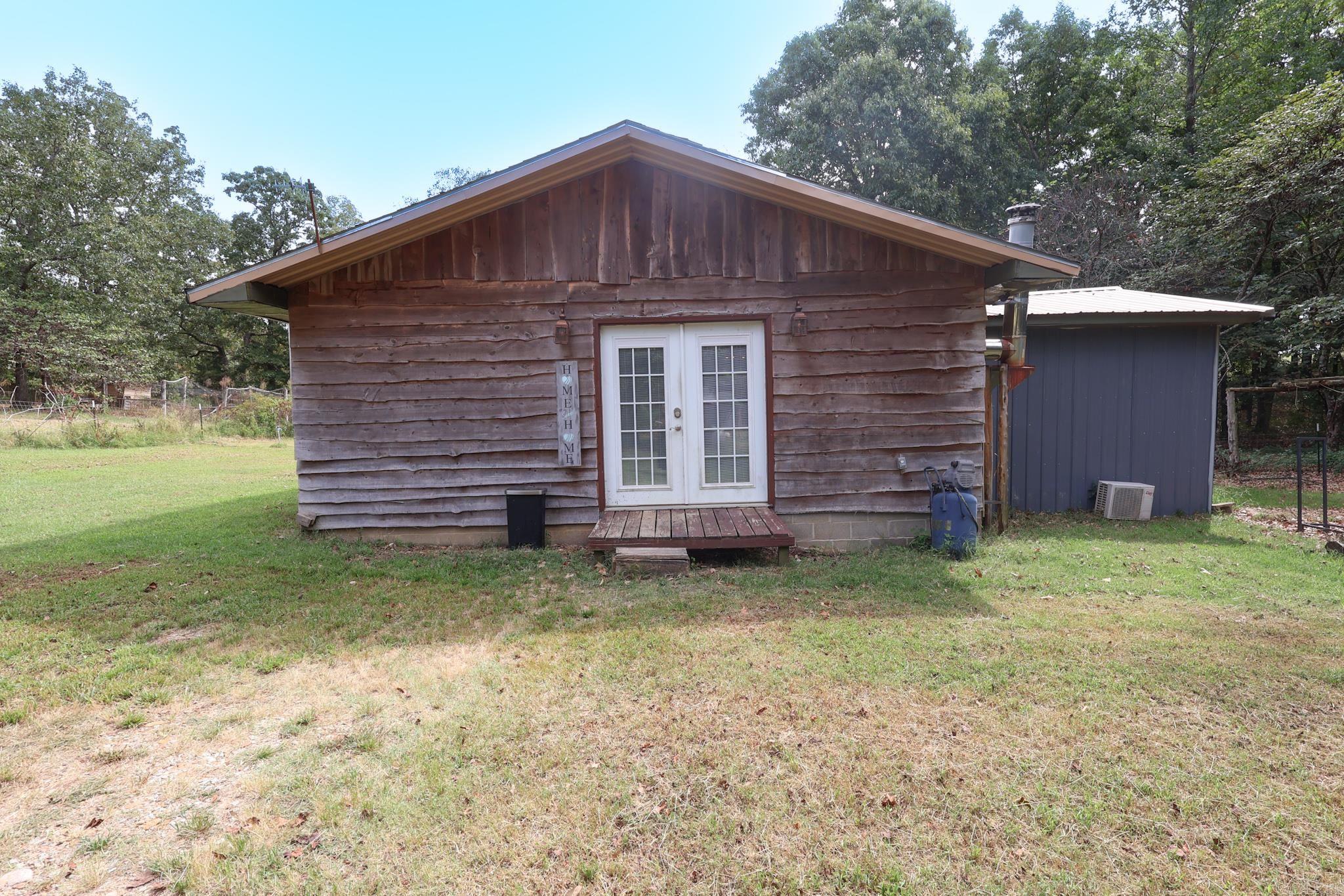 301 Collins Road — photo