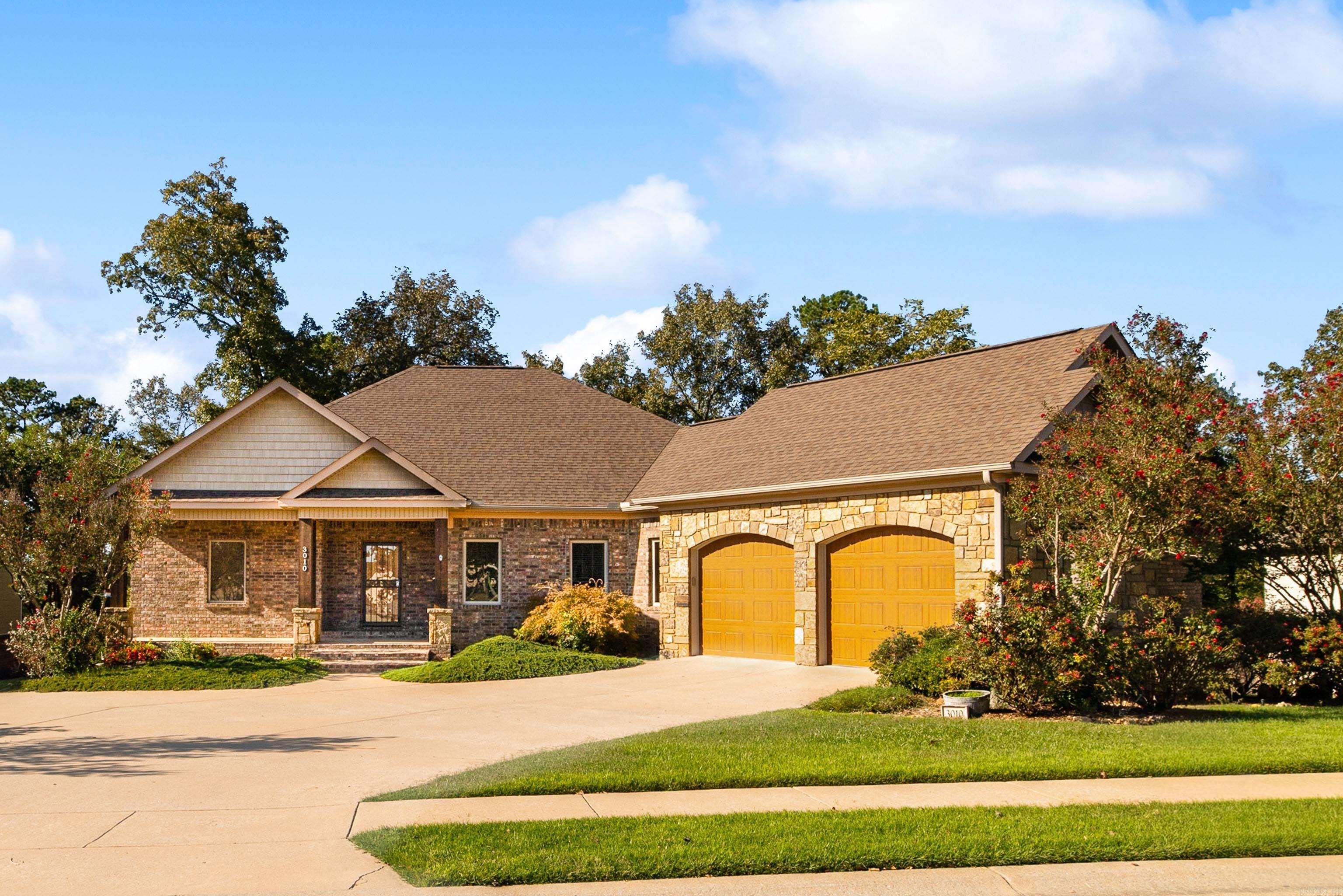 3010 Coldwater Drive — photo