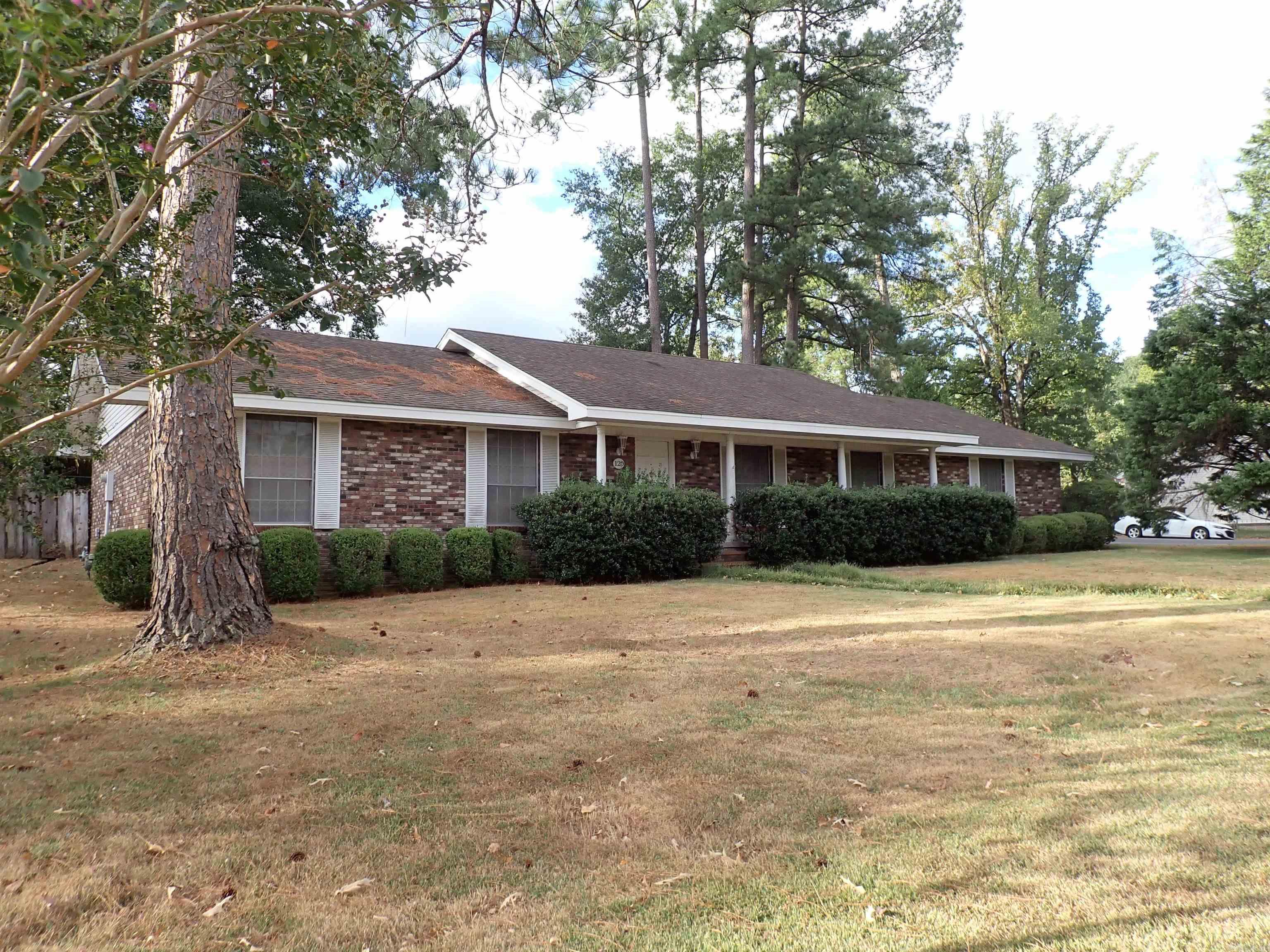 120 Evonshire Drive — photo