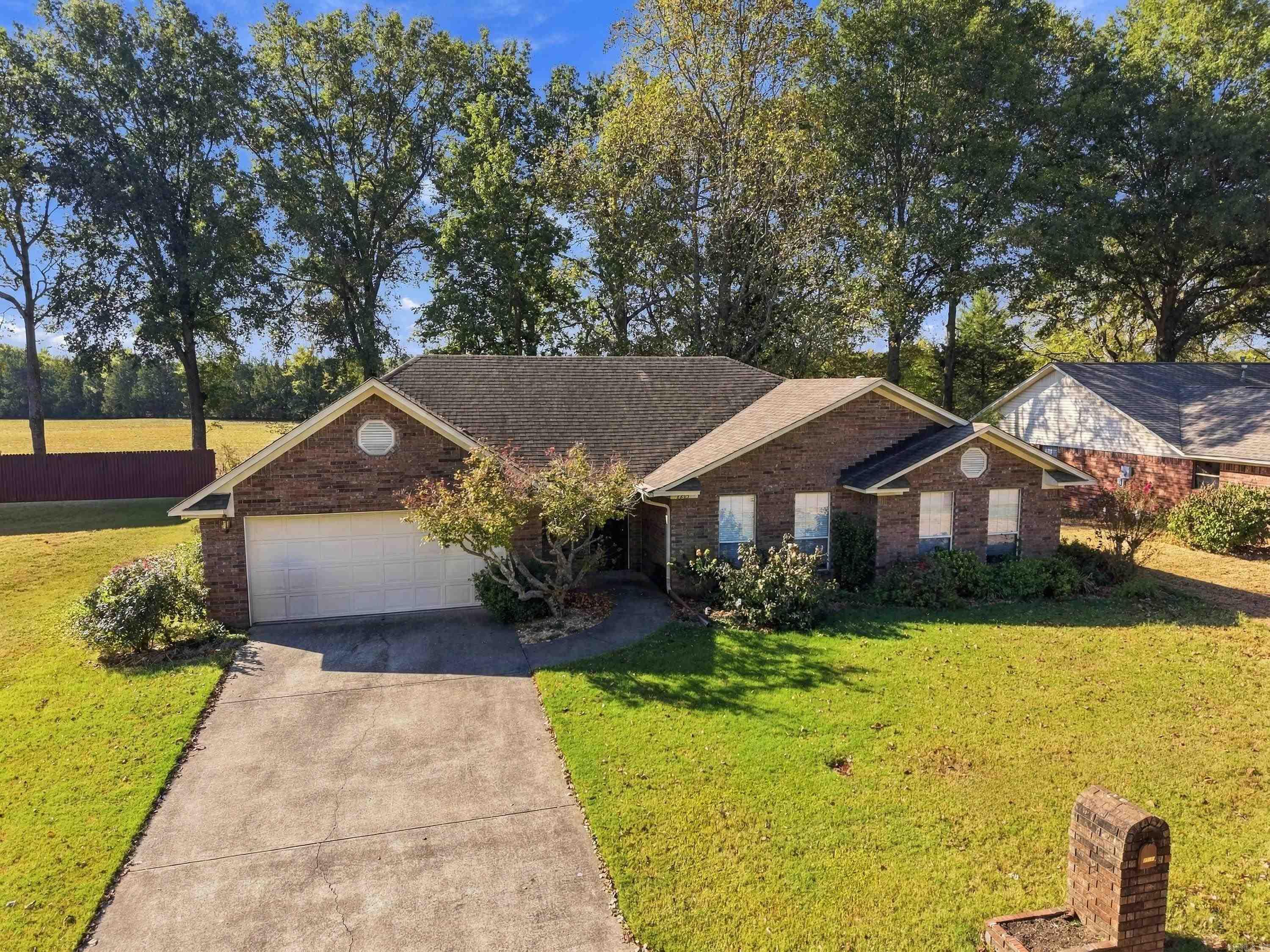 2215 Apache Trail, Conway, AR 72032 — photo 2