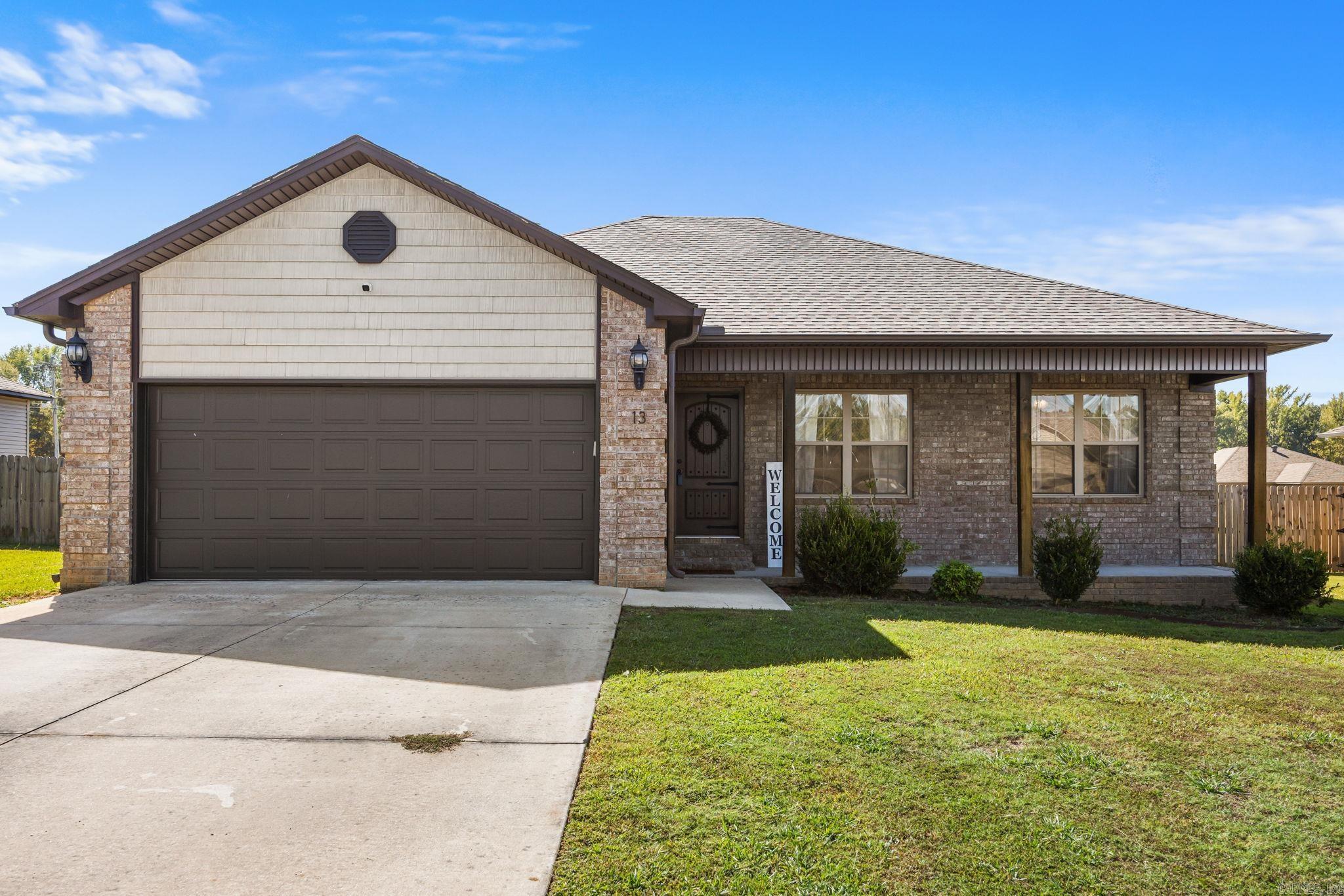 13 Caroline Cove — photo