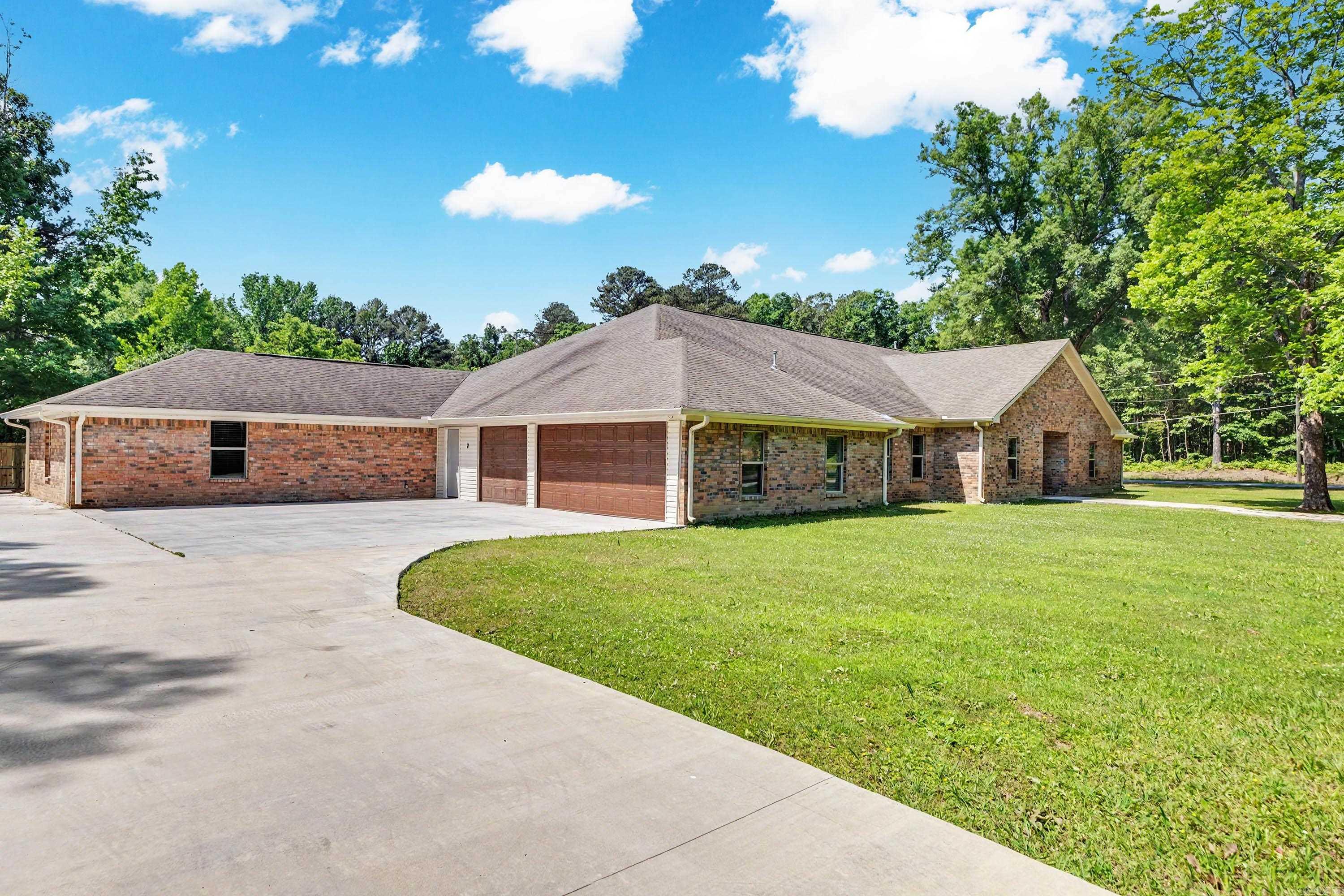 5508 W 16th, Pine Bluff, AR 71603 — photo 2